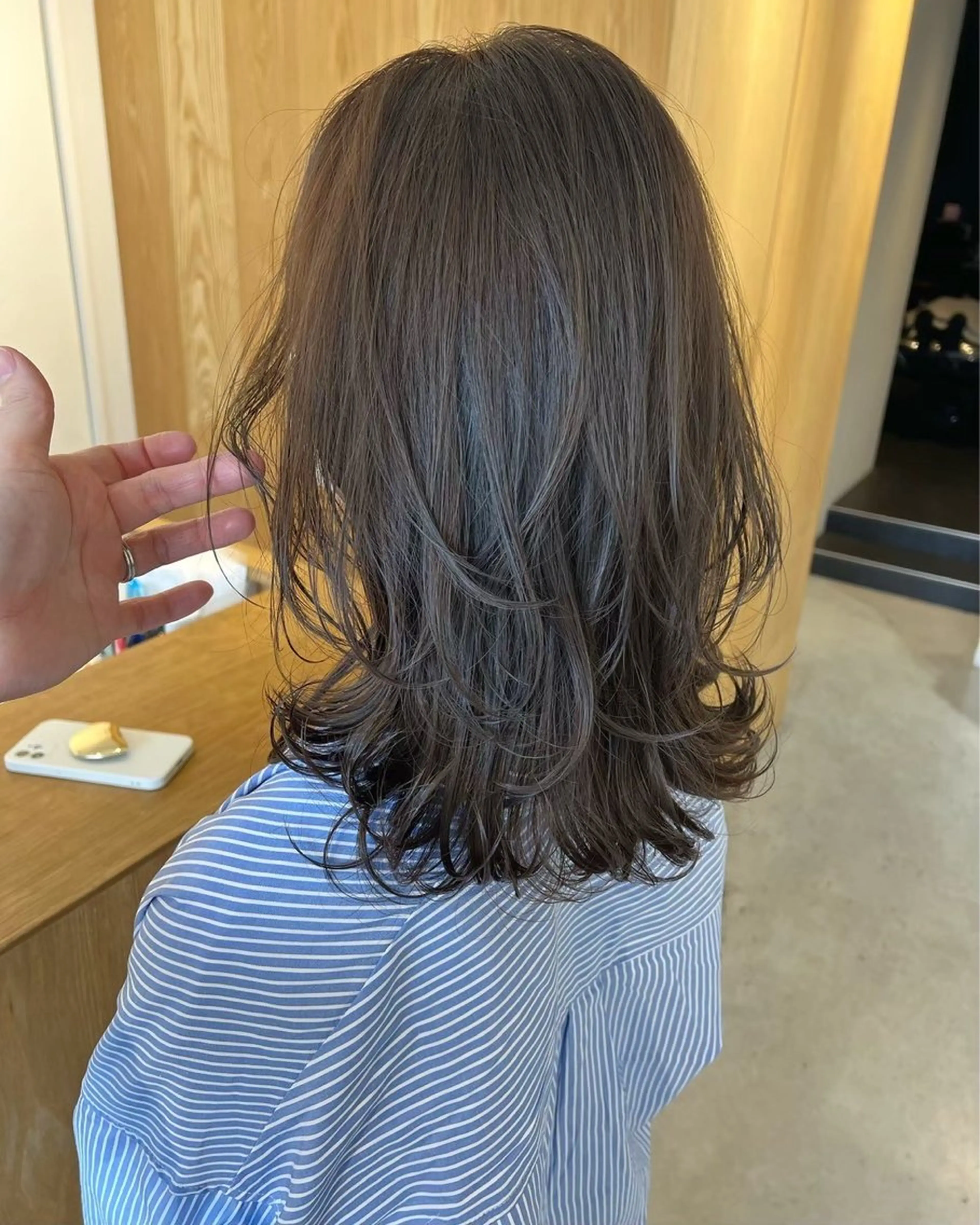 セミロング カラー カット ヘアカラー 林 実果のヘアスタイル