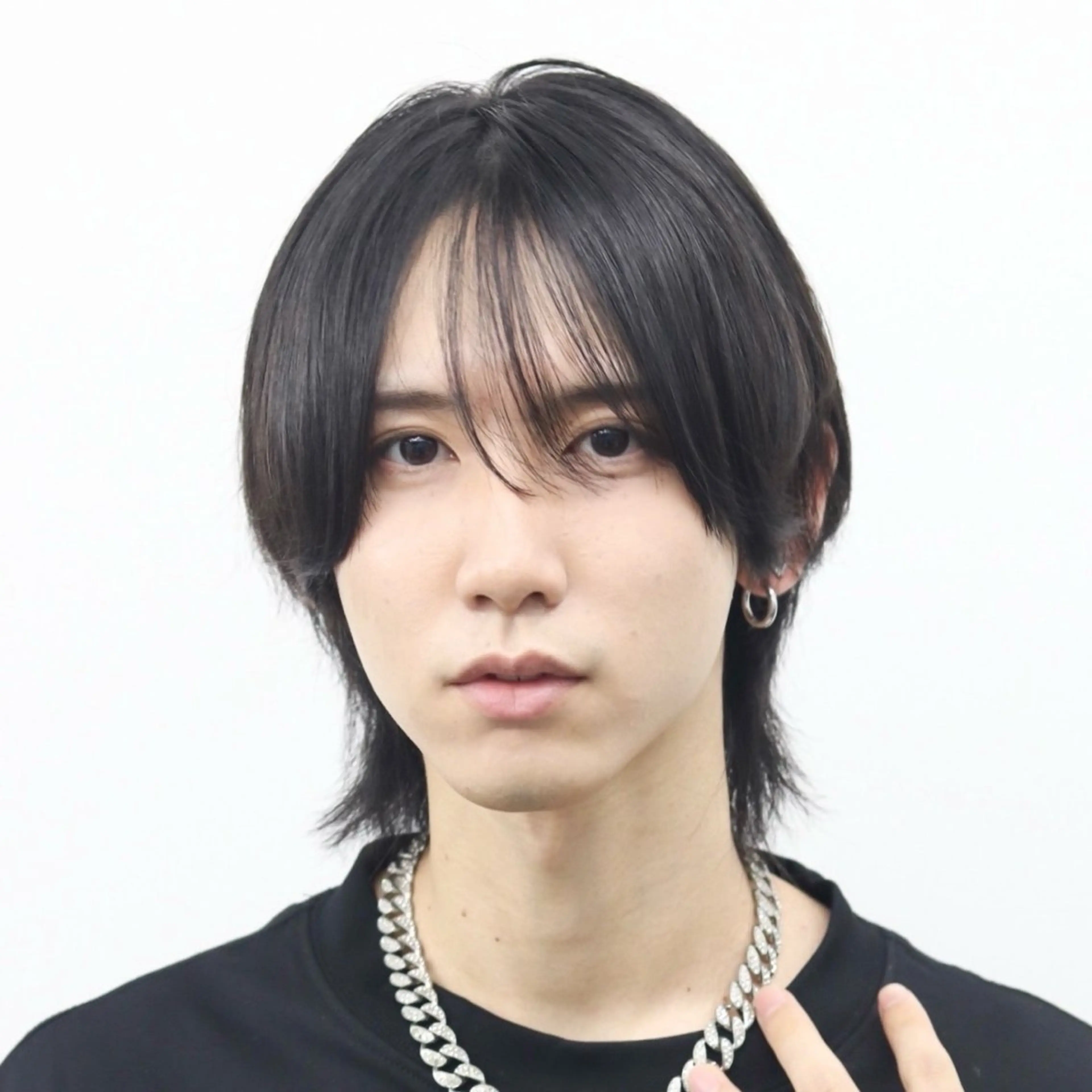 ミディアム カラー パーマ メンズ マッシュ シースルーマッシュ カット 🔥メンズ🔥かっこ いいが正義！代表柿崎のヘアスタイル