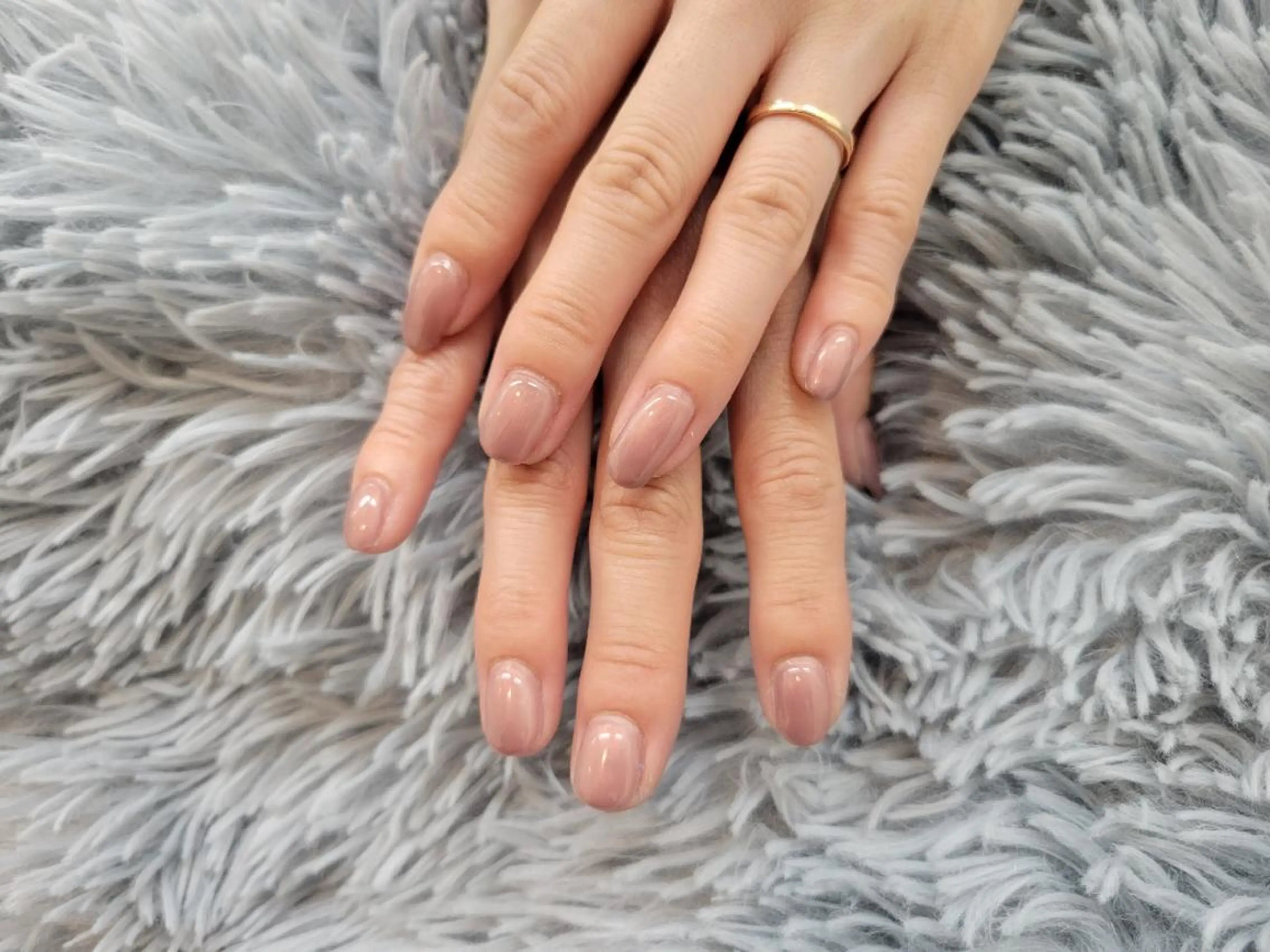 ネイル ワンカラーネイル ノームロア所属・Gnomes loaのネイルデザイン