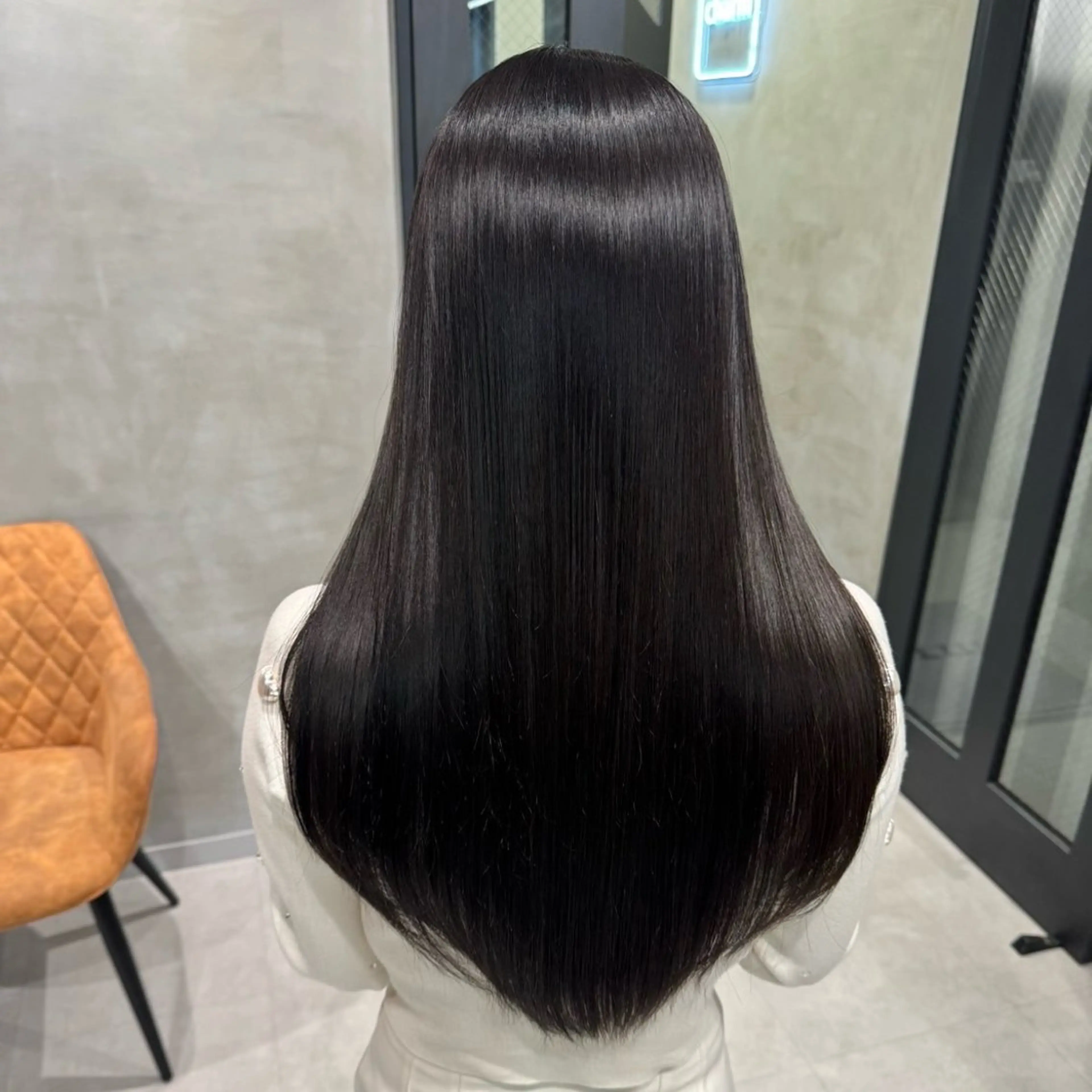 【ミニモ限定Ⓜ️🈹】広がり・うねりが気になる方に🌀似合わせカット➕縮毛矯正➕髪質改善1stepトリートメント🤍の写真