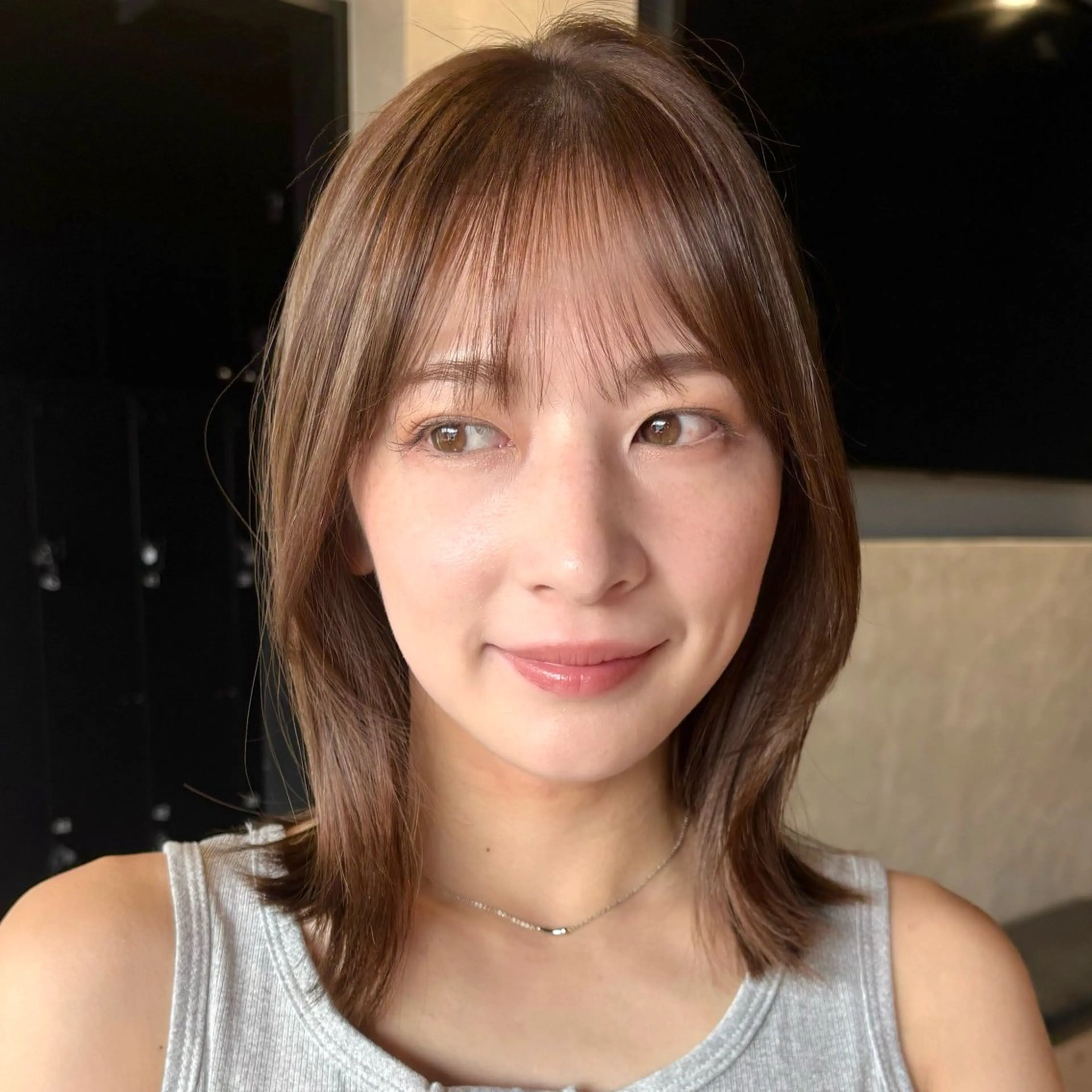 ミディアム カラー ベージュカラー ヘーゼル シースルーバング カット ヘアカラー トリートメント 顔まわり/レイヤー/ 透明感/まいな🥨のヘアスタイル