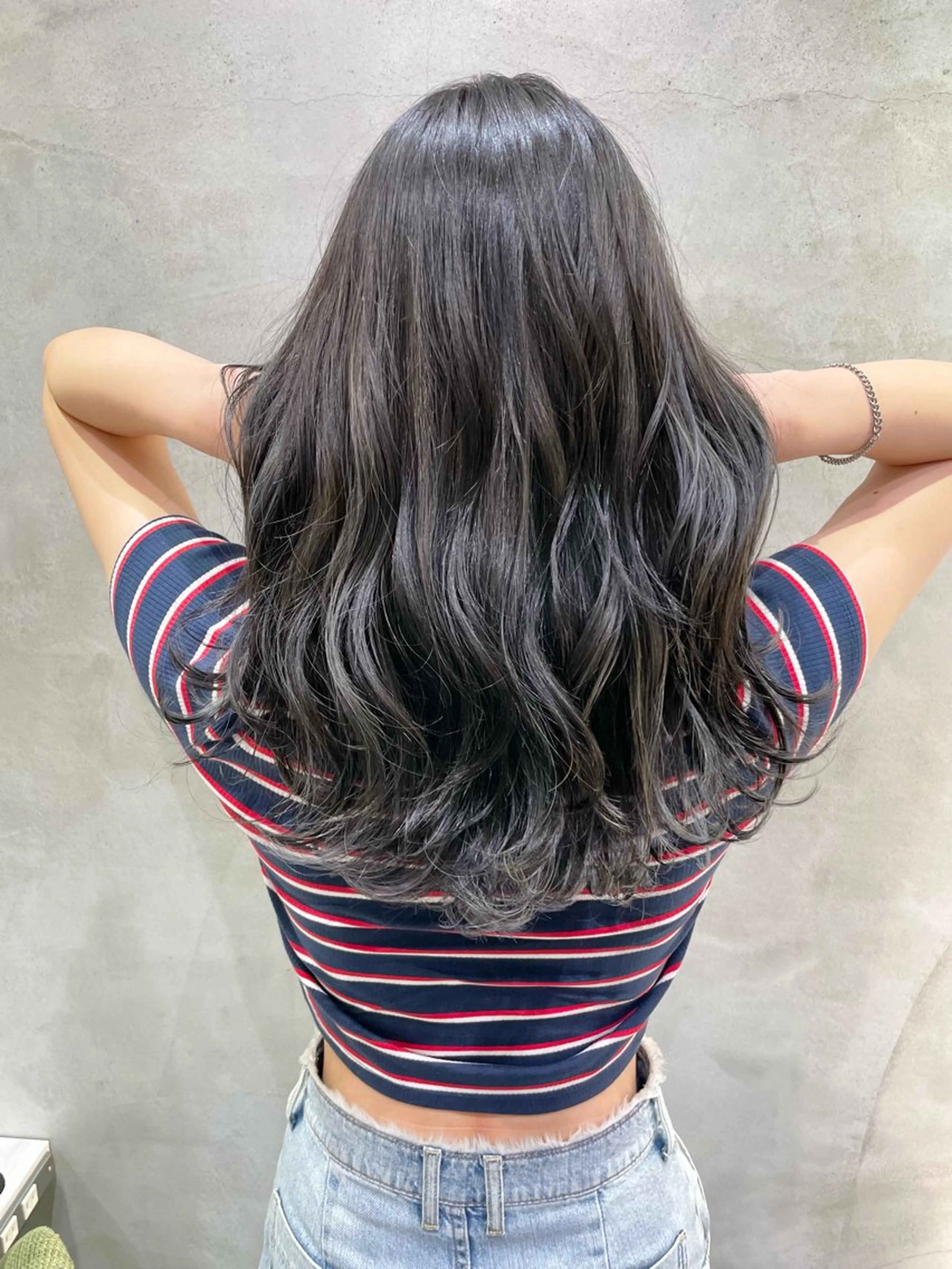 ロング ハイライト 宮嶋 蓮のヘアスタイル