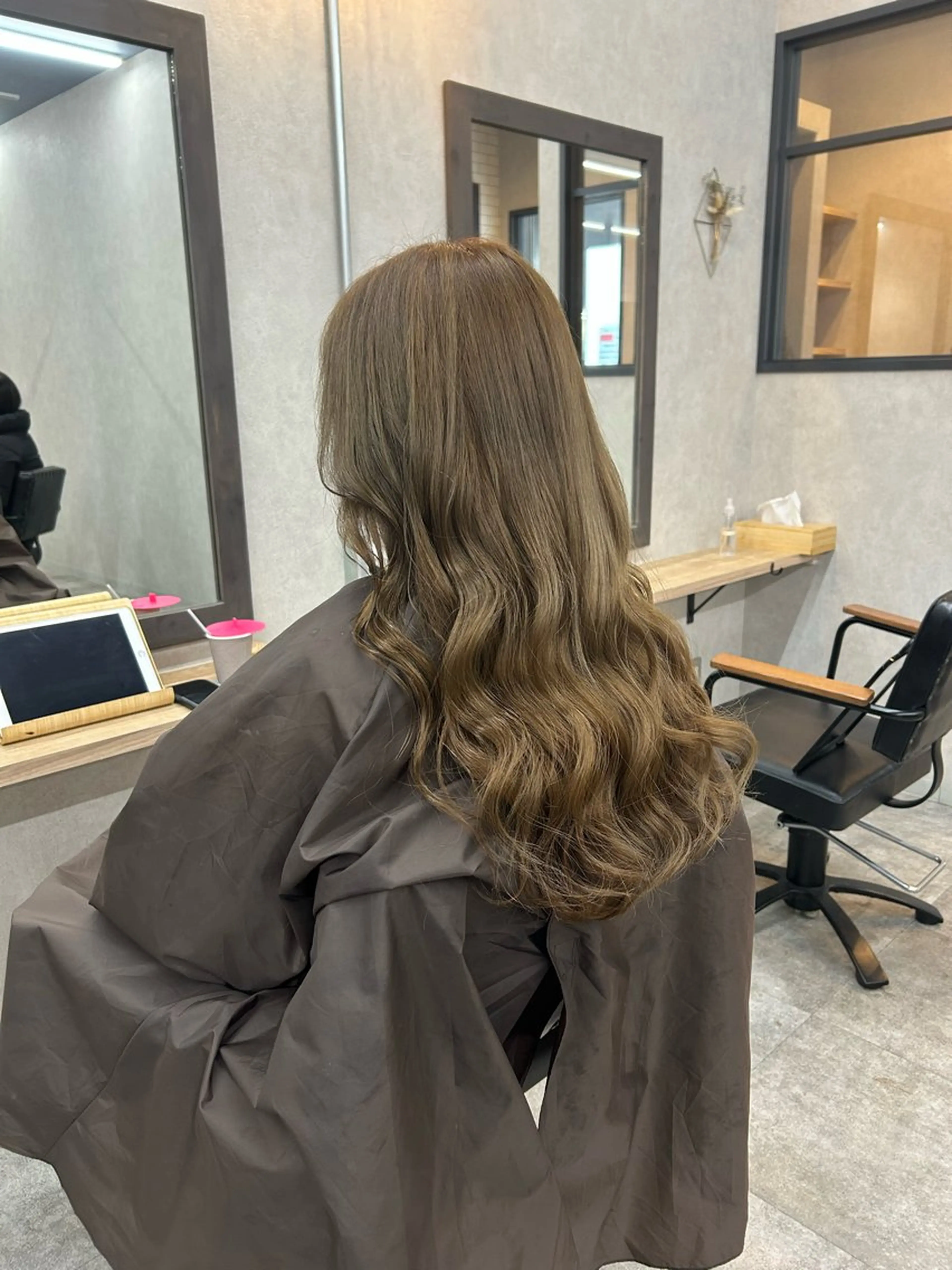 ロング カラー いなみね はるきのヘアスタイル