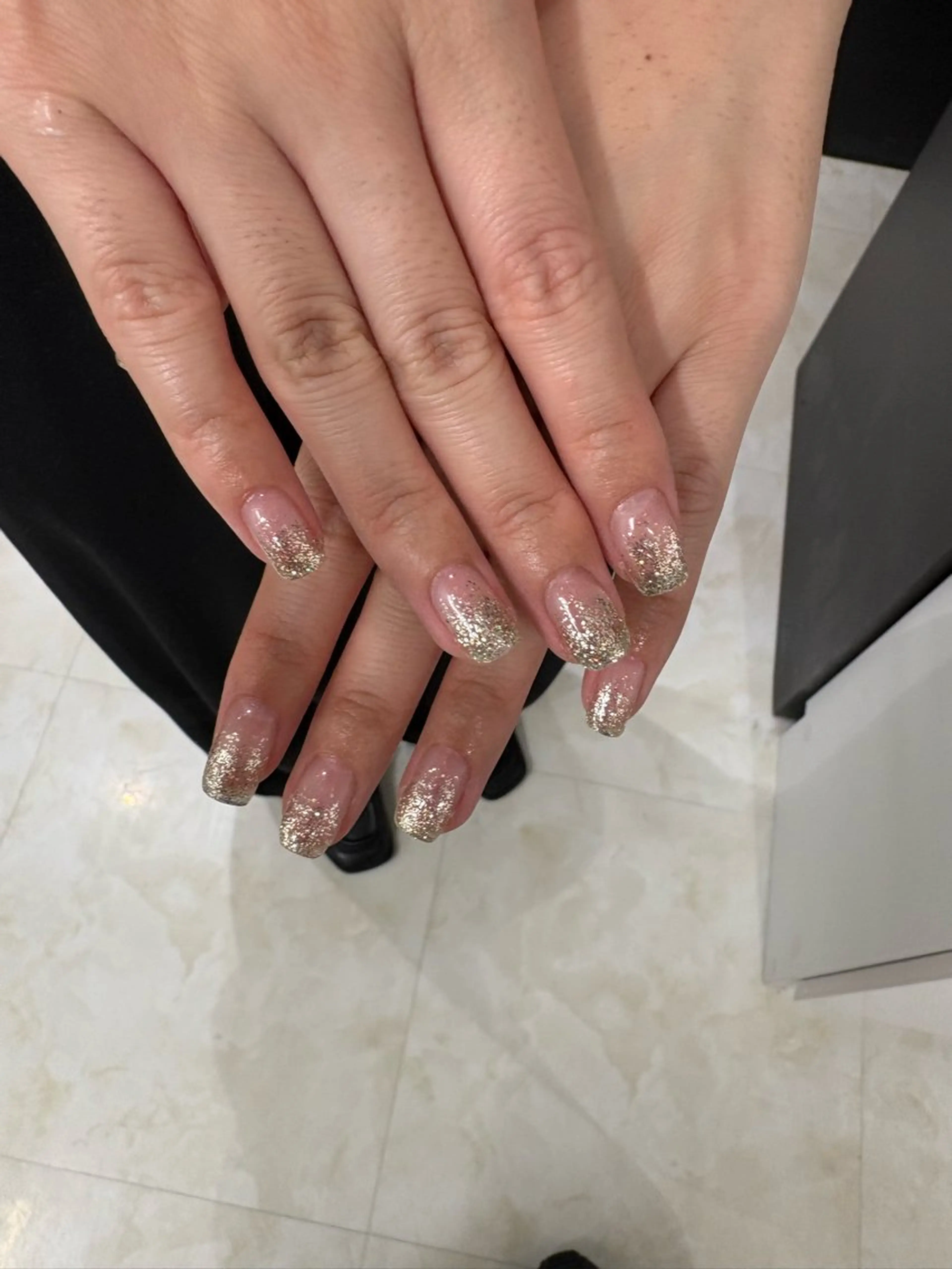 ネイル グラデーション ラメ(グリッター) ラメグラデーション MODA Momoのネイルデザイン