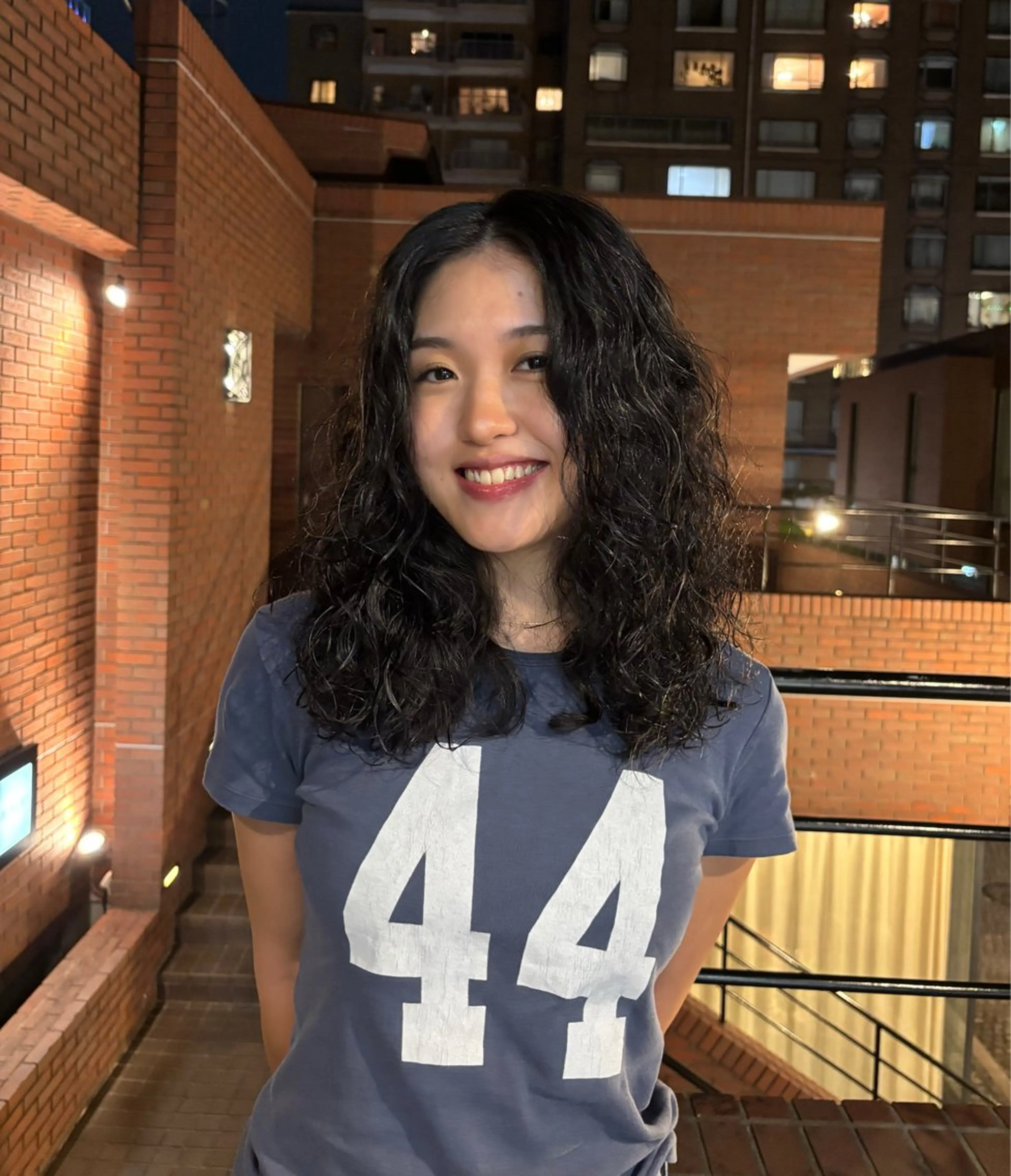 ミディアム ミディアムパーマ ハイライト ハイトーン/ ハイライト真柚🍨のヘアスタイル