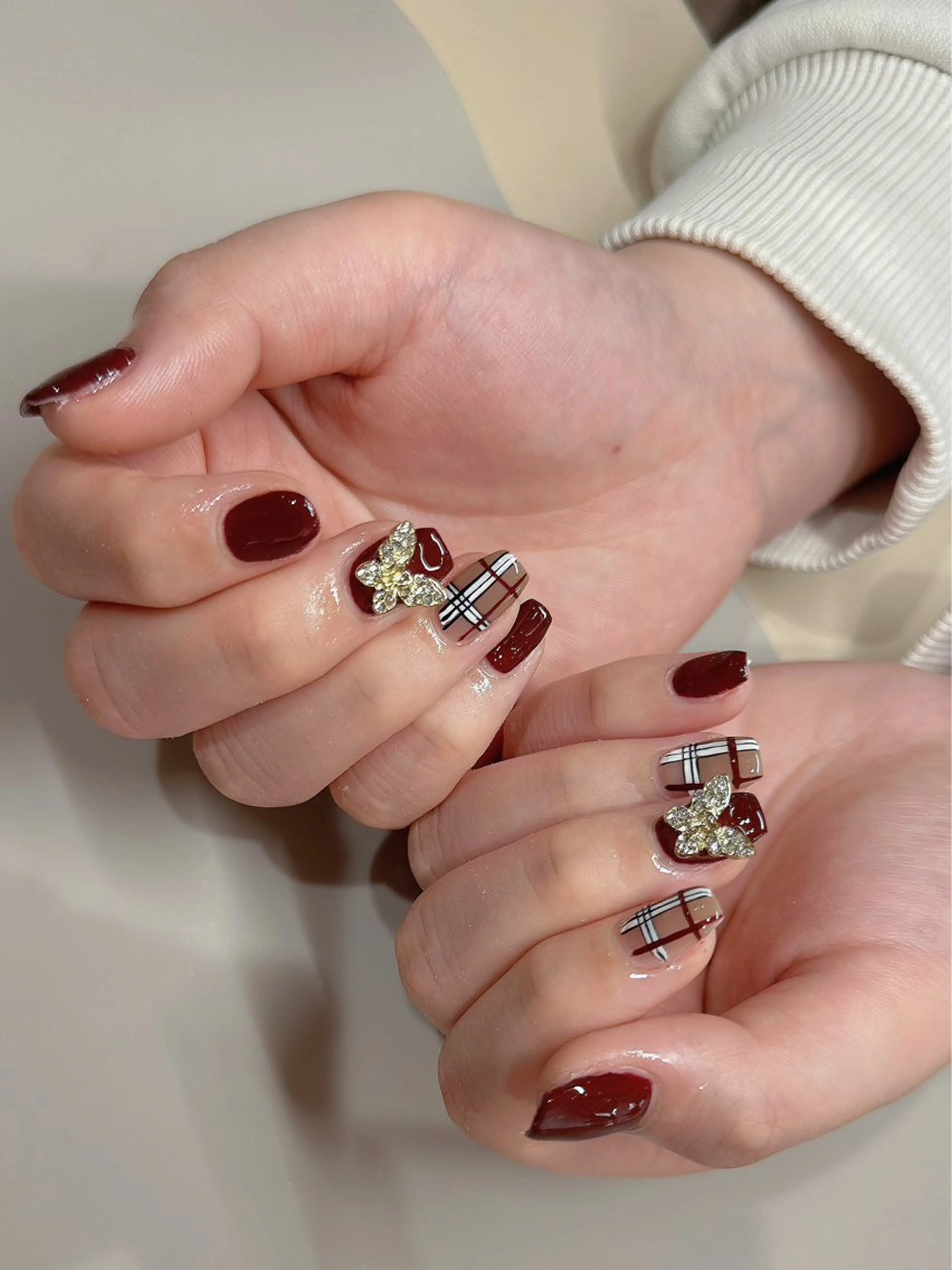 ネイル ハンドネイル ハンドケア NANA NAILのネイルデザイン