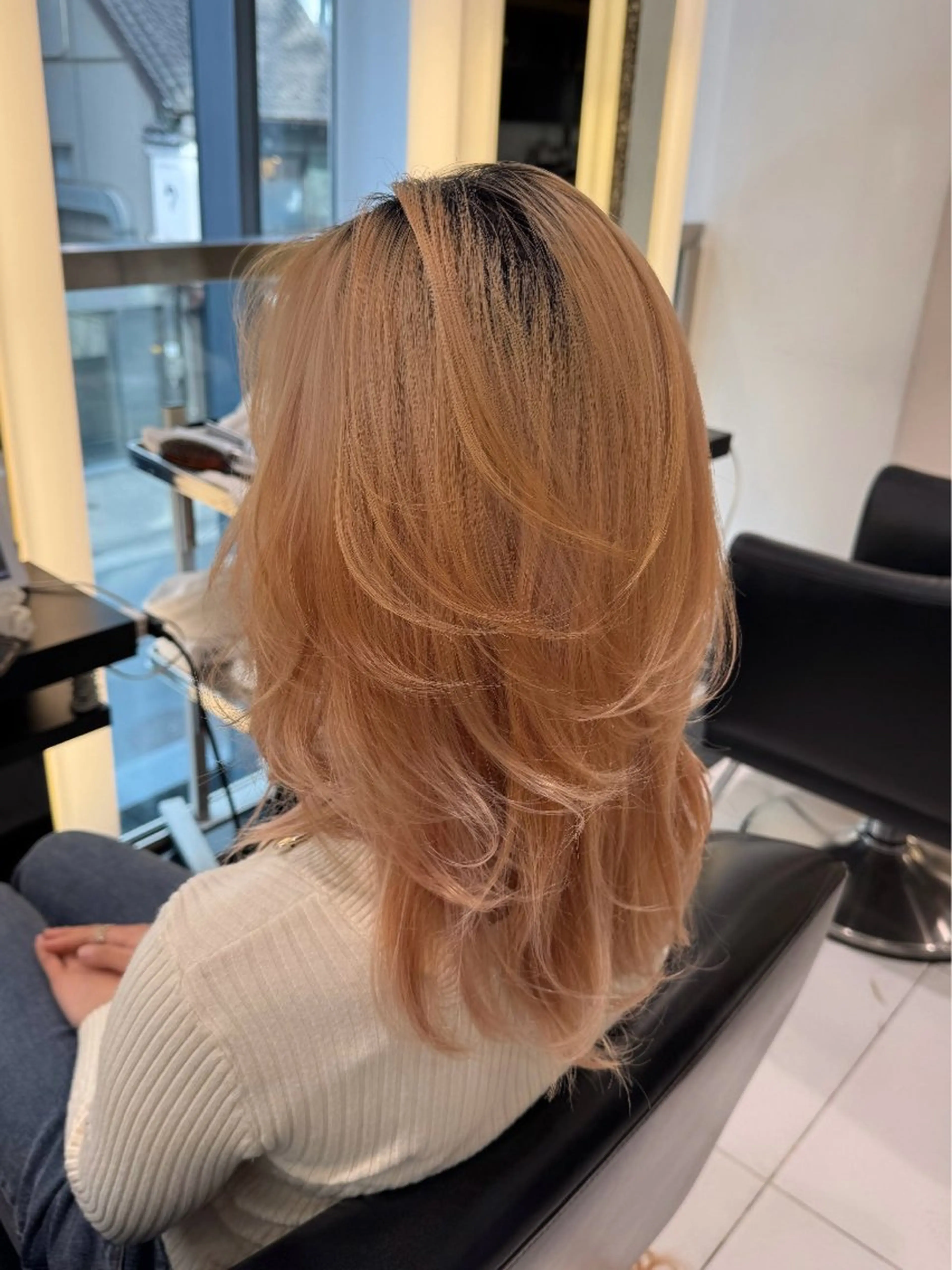 ミディアム 🌷︎⸝菅原 美優🌷のヘアスタイル