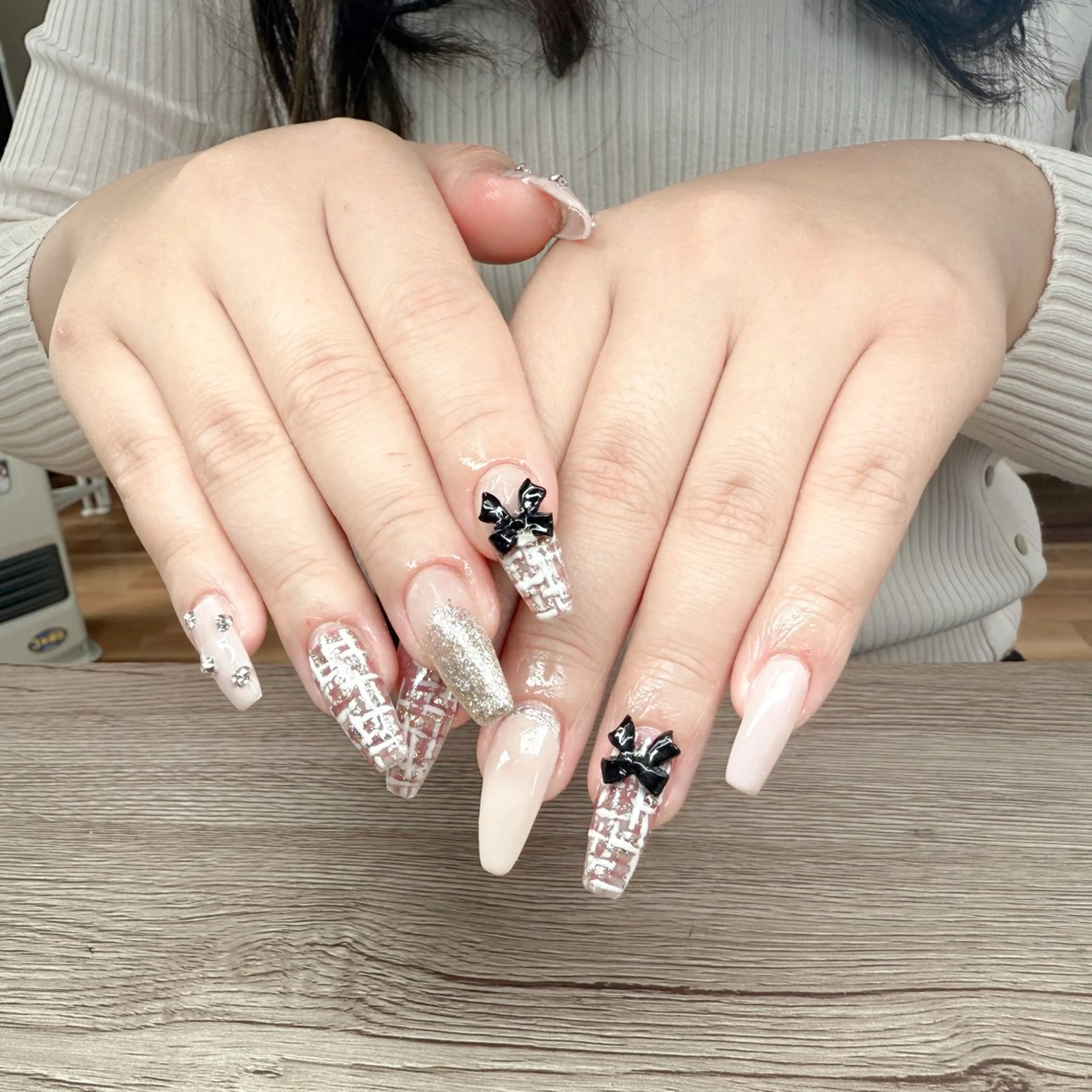 ネイル ツイードネイル ハンドネイル 松山 碧のエステ・リラクイメージ