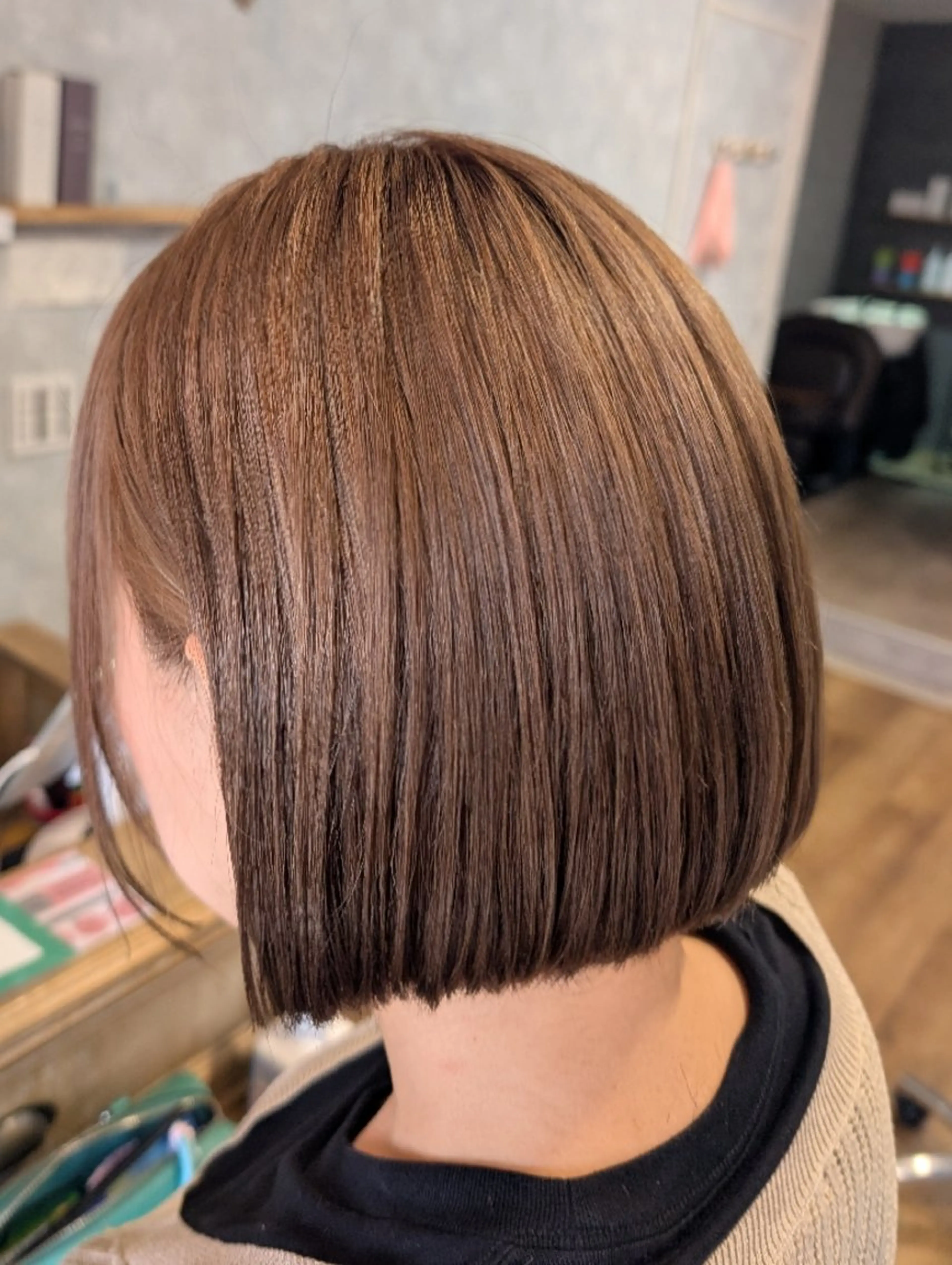 ショート カラー 切りっぱなしボブ ボブ ヘアカラー 大人かわいい💎ツヤ ✧亜美︎✧我孫子のヘアスタイル