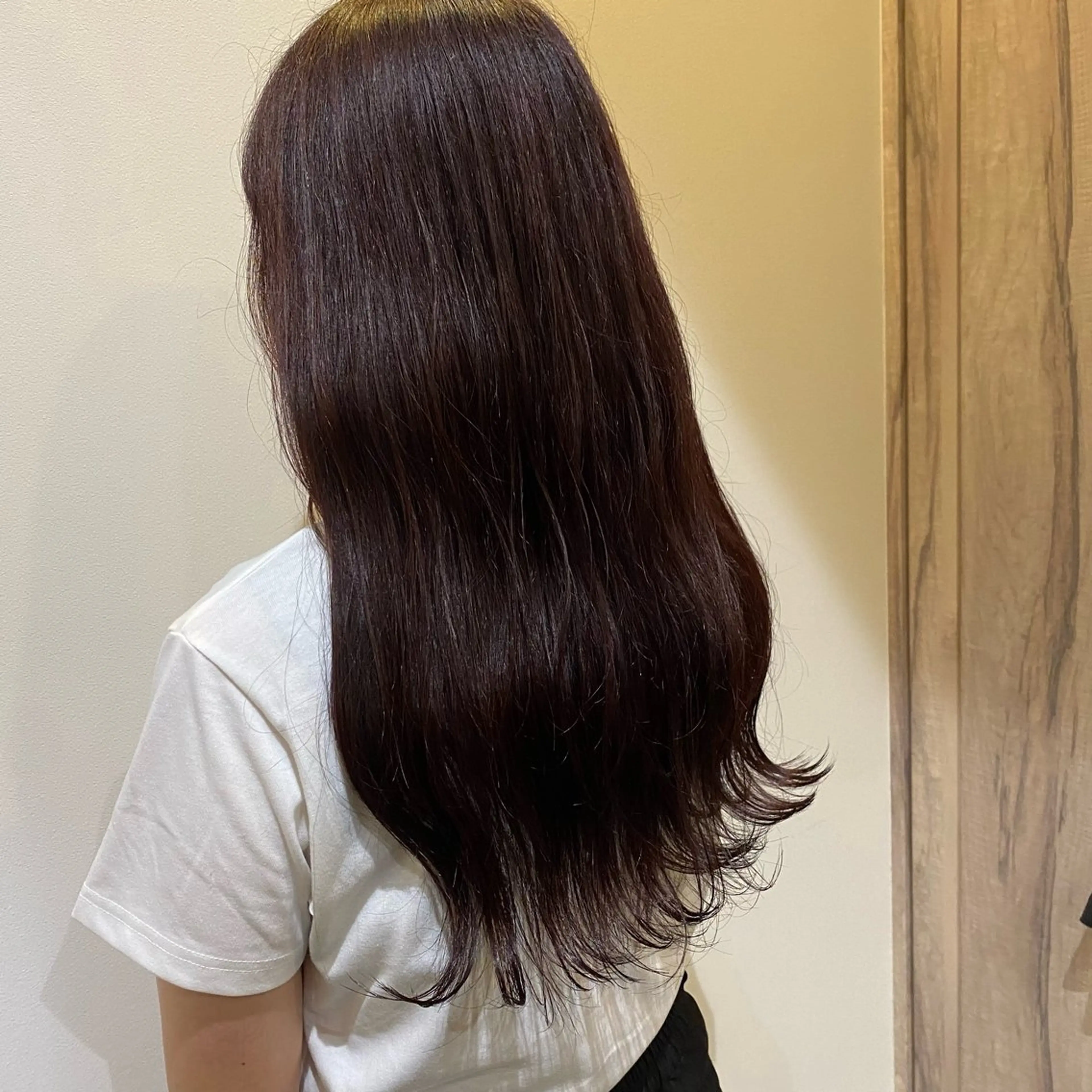 ロング Beauty Consultant 10C所属・10C Yumeのヘアスタイル