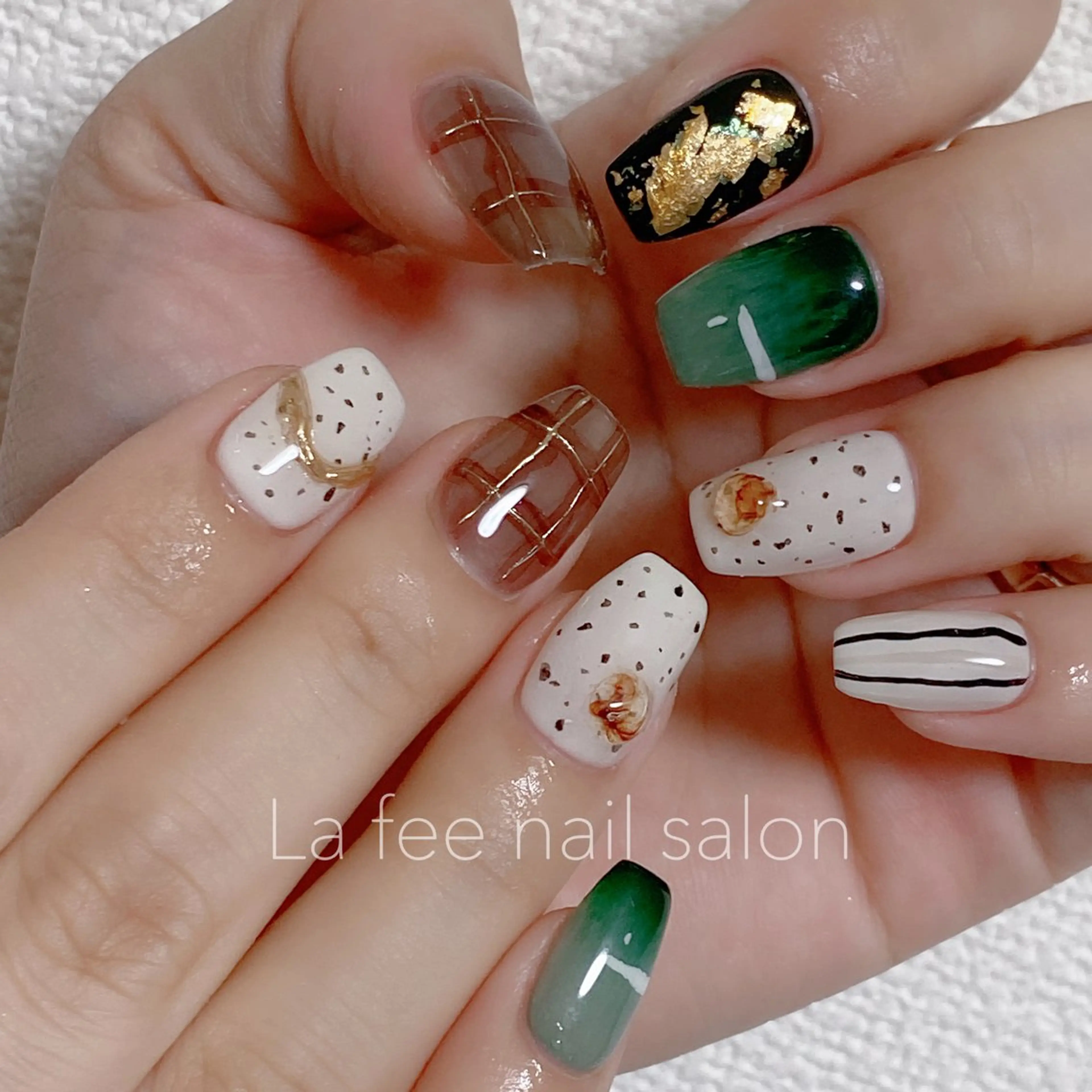 ネイル ハンドネイル ハンドケア La feeのネイルデザイン
