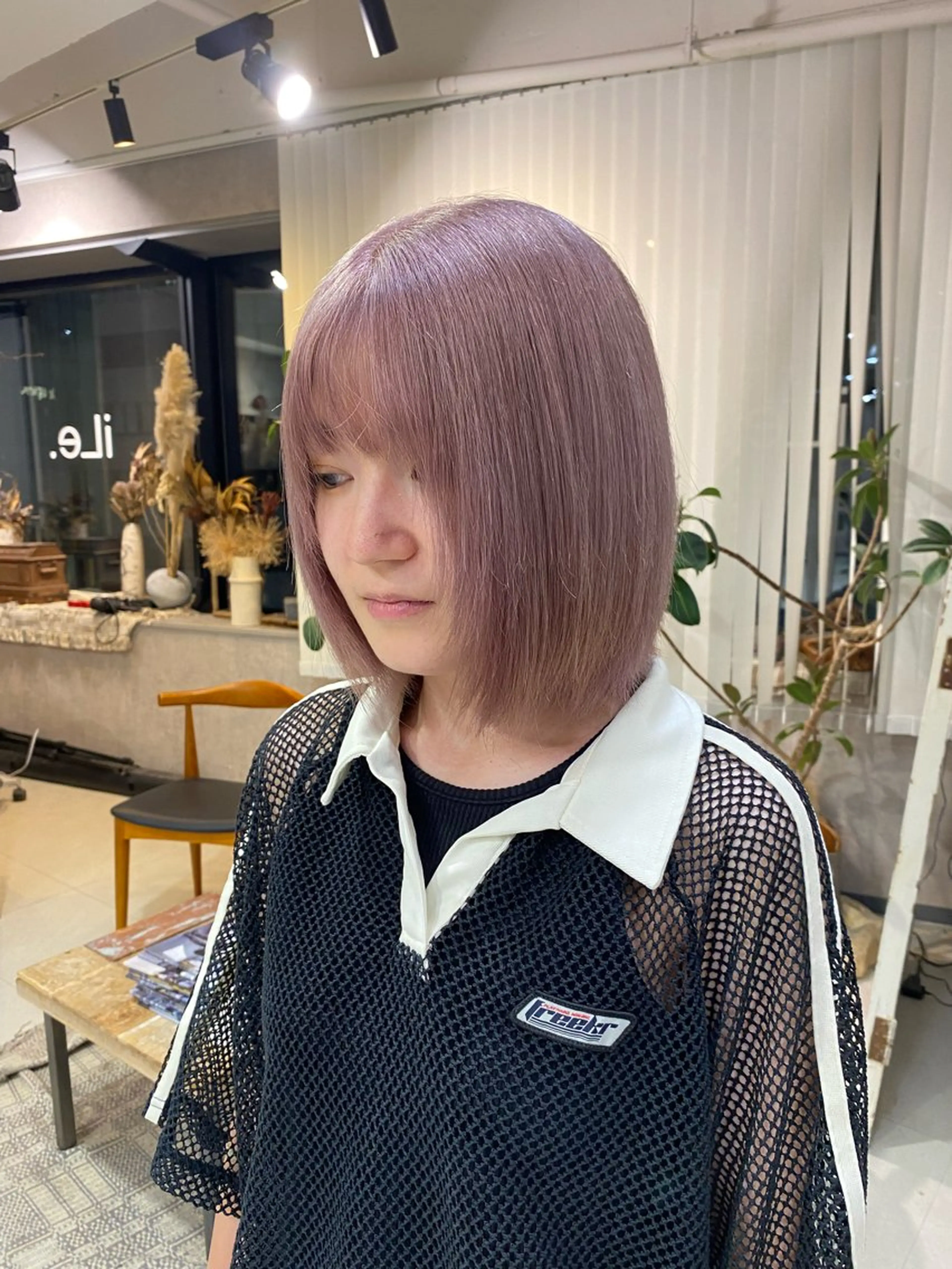 ミディアム カラー ブリーチ ヘアカラー トリートメント 原宿美容師 iLe. tae ハイトーンのヘアスタイル