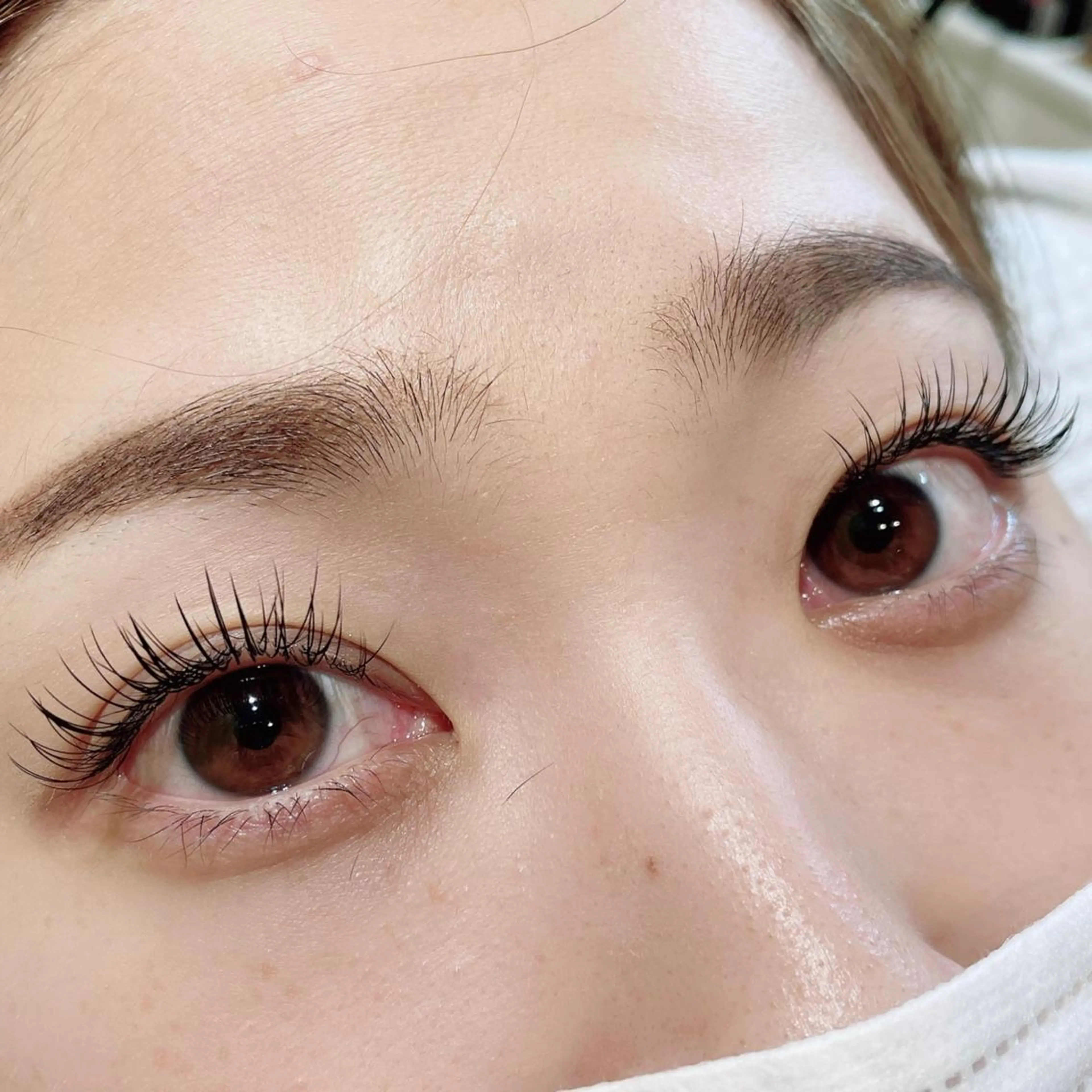 マツエク・マツパ 付け放題 Cカール フラットラッシュ マツエク SEALA 高石店所属・SEALA 高石の眉毛・アイブロウイメージ