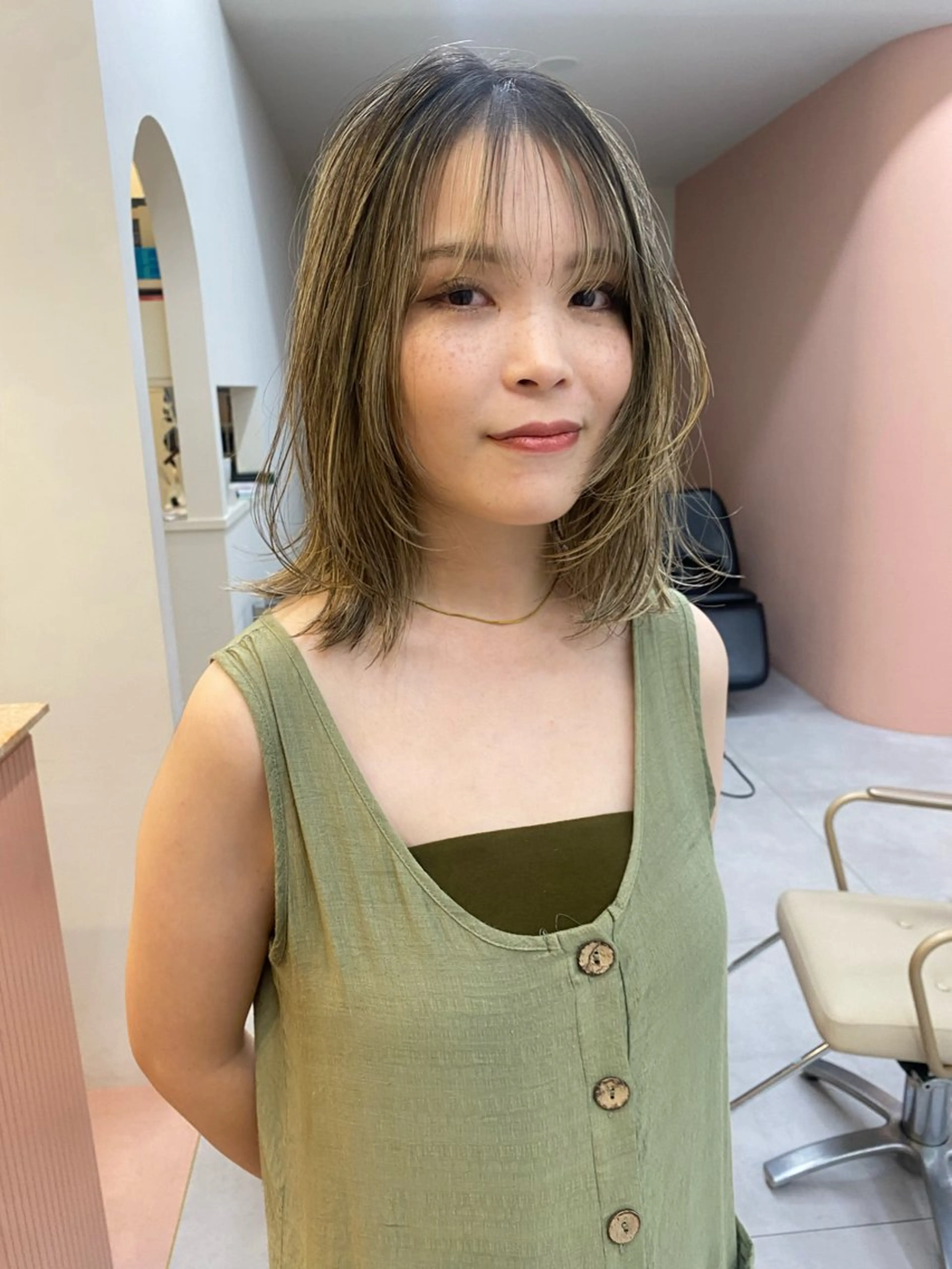 ミディアム akim kaminoke所属・矢場町 🌟yopiのヘアスタイル