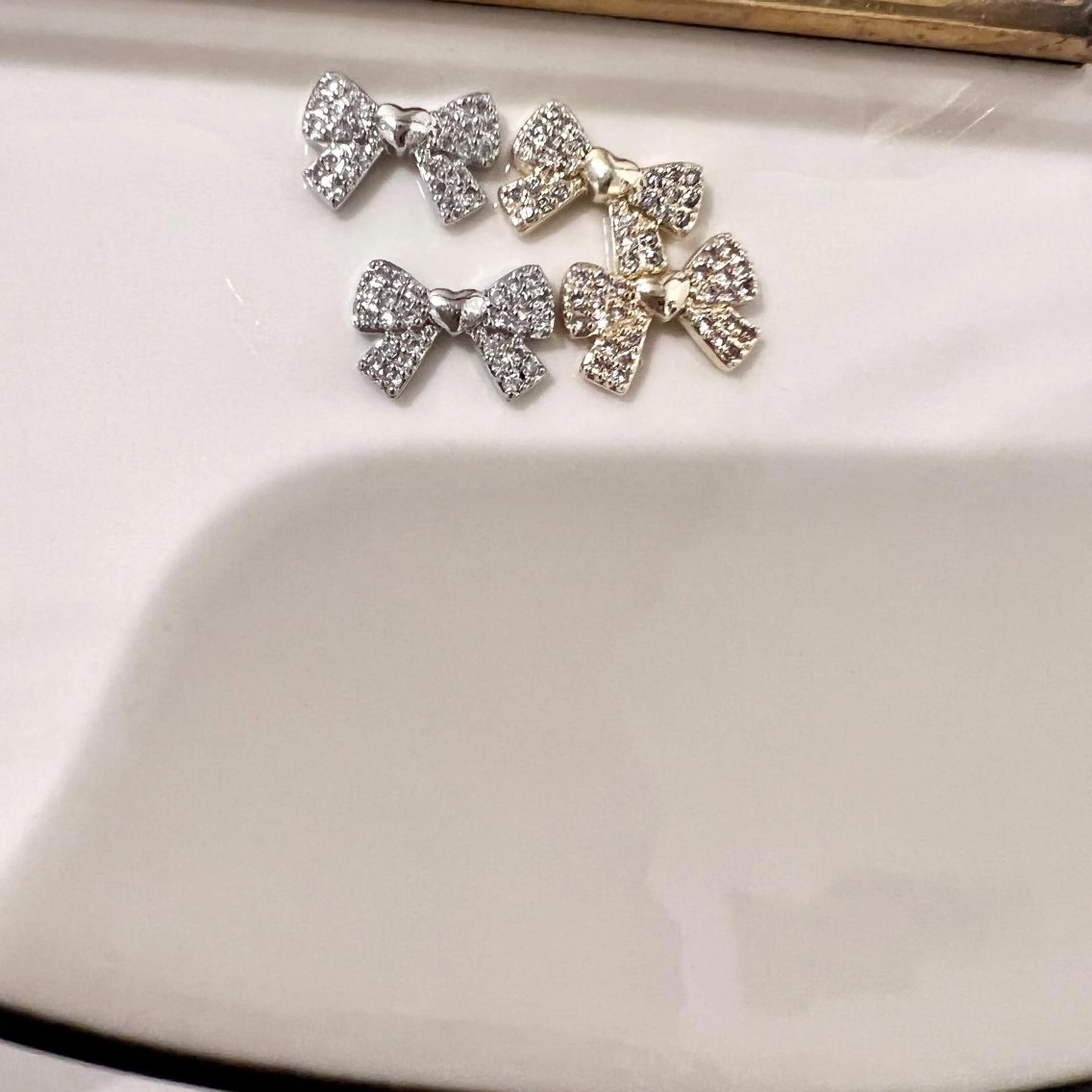 ネイル 黒葛原 めぐみのネイルデザイン