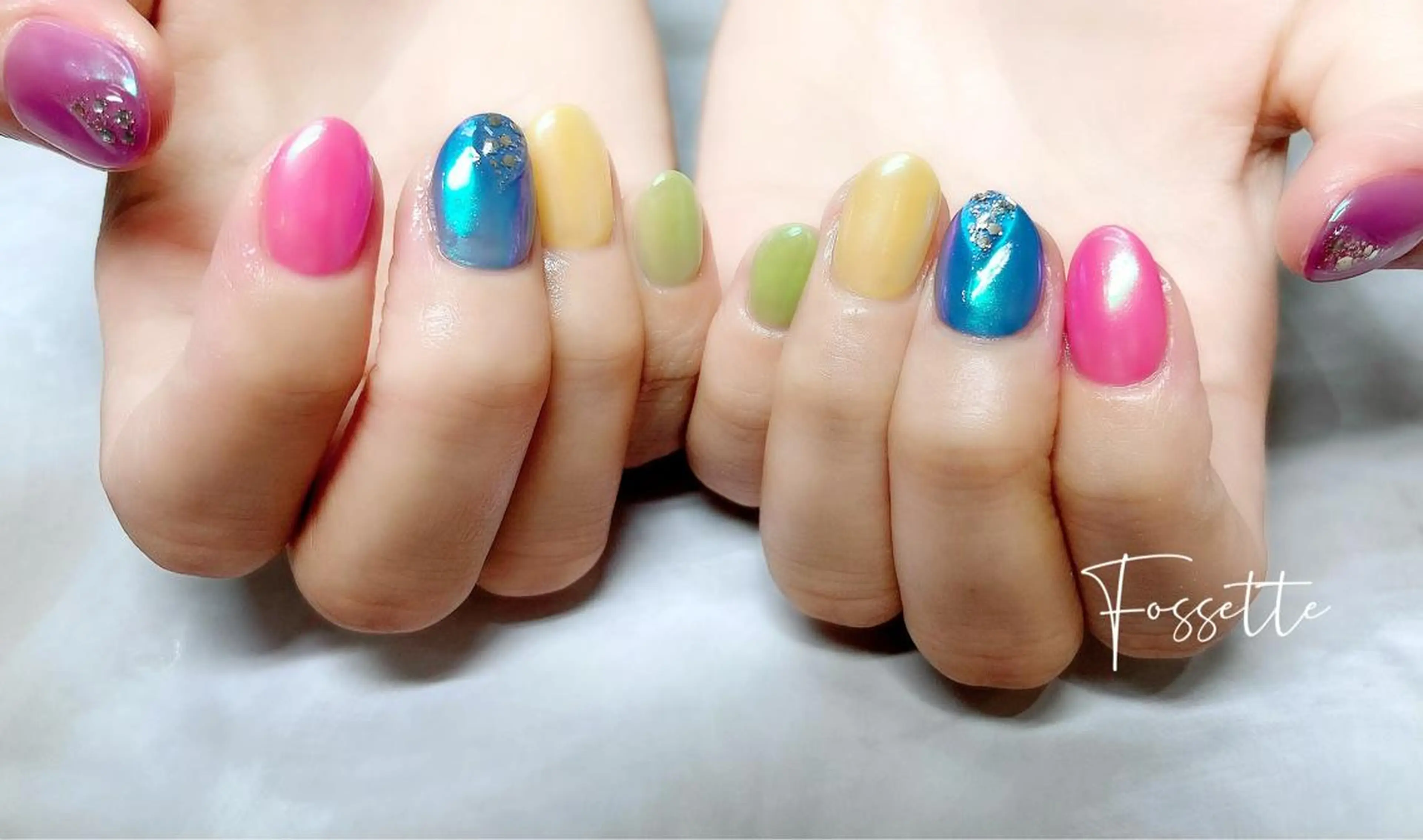 ネイル オーロラネイル ワンカラーネイル ぷっくりネイル 夏ネイル nailsalon Fossetteのネイルデザイン