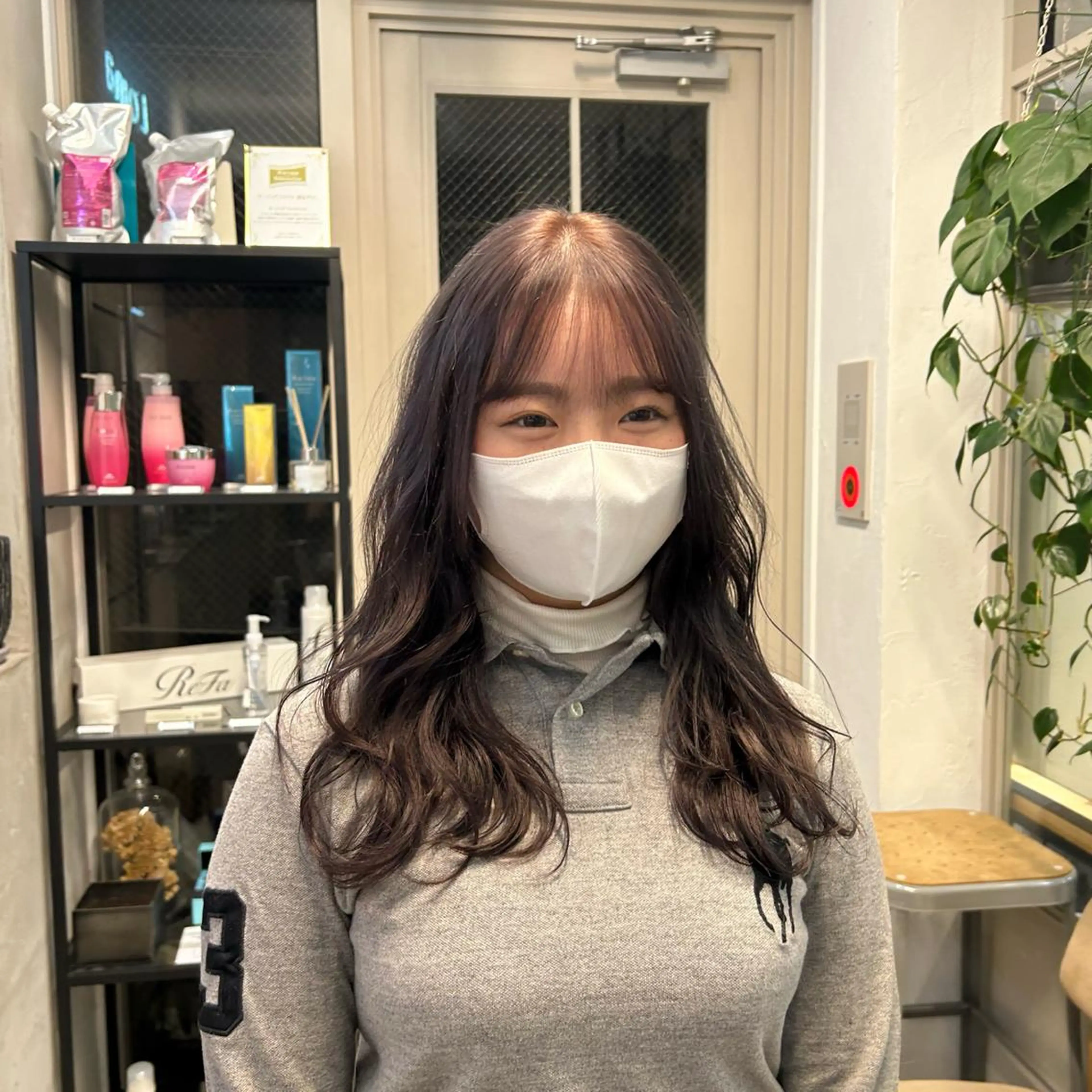 セミロング ヘアカラー じゅわっと暖色カラー 🍊Moemiのヘアスタイル