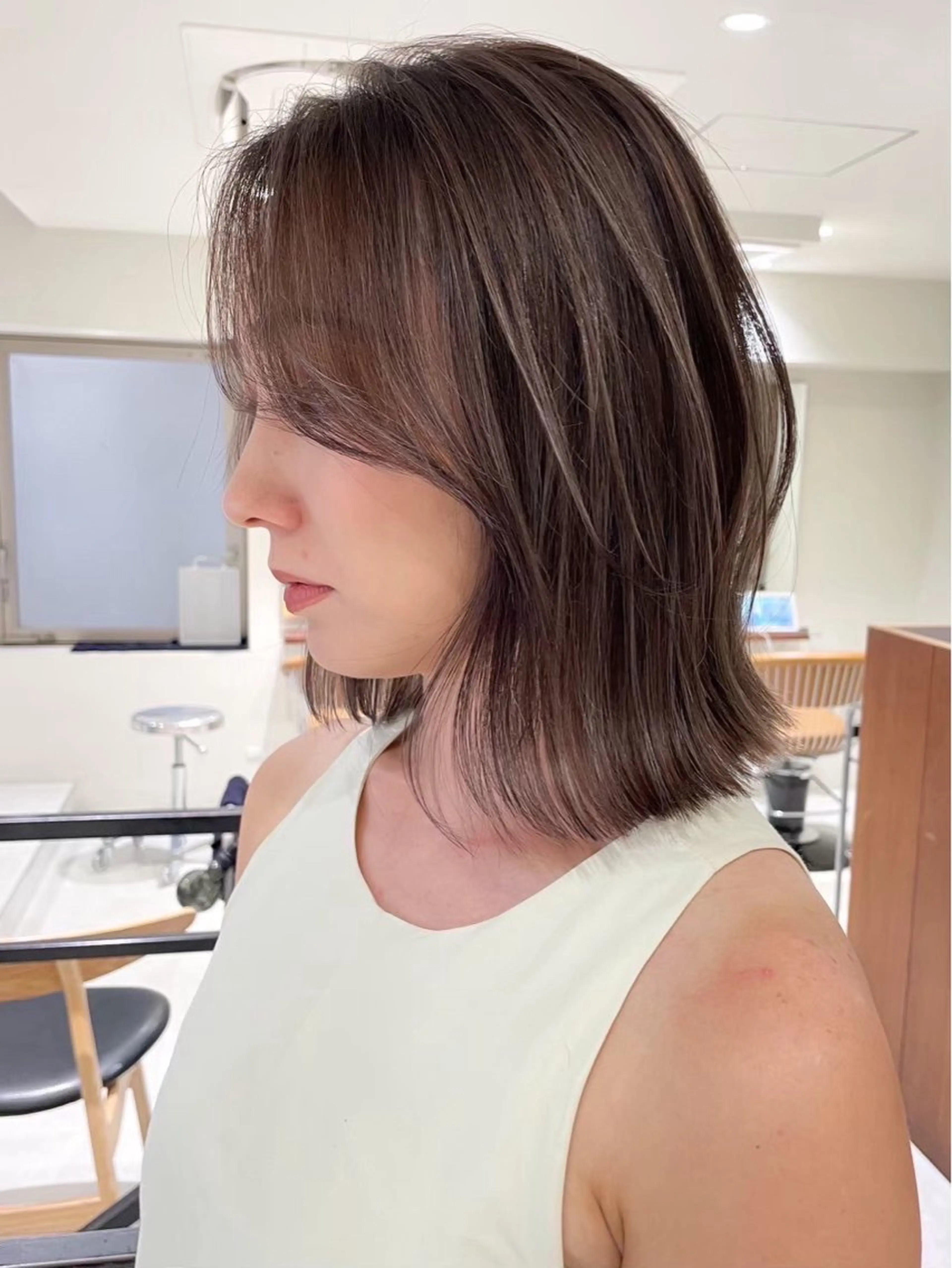 ミディアム 艶髪ハイトーン 💎凜💎のヘアスタイル