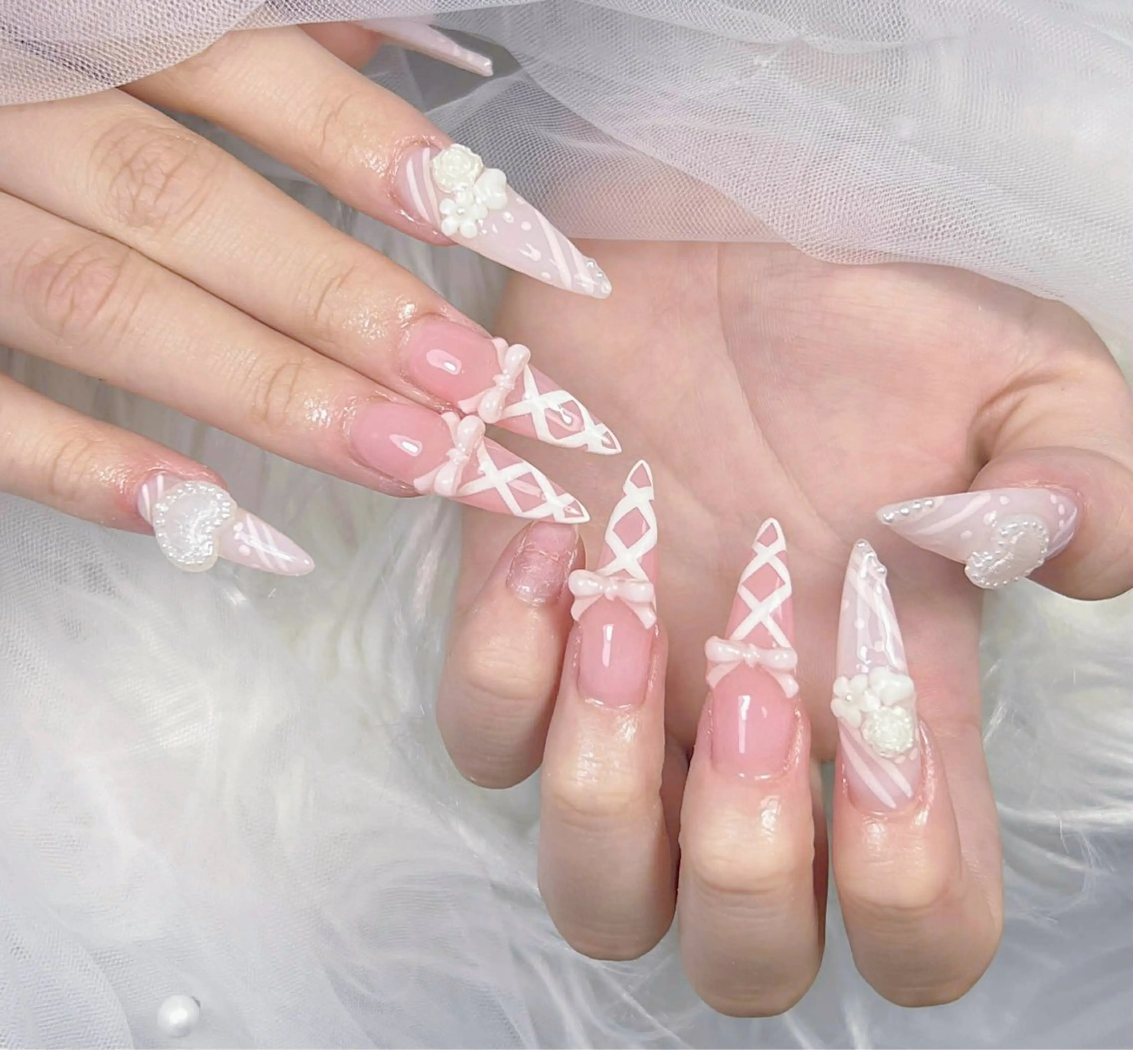 ネイル アートネイル オーロラネイル チークネイル 長さ出し フットネイル Miya_nail所属・Miya _nailのネイルデザイン