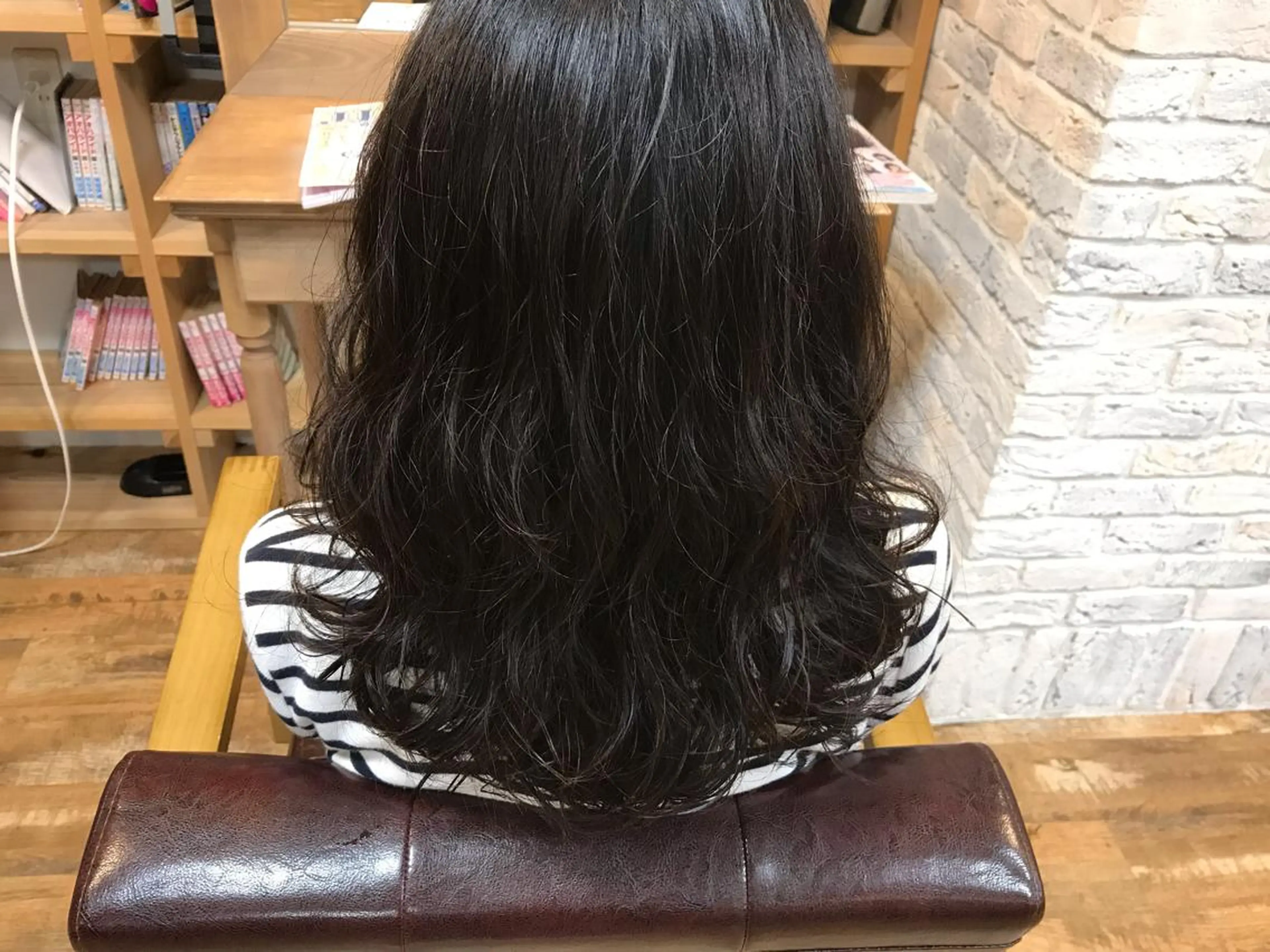 セミロング パーマ ヘアアレンジ カット パーマ トリートメント re naのヘアスタイル