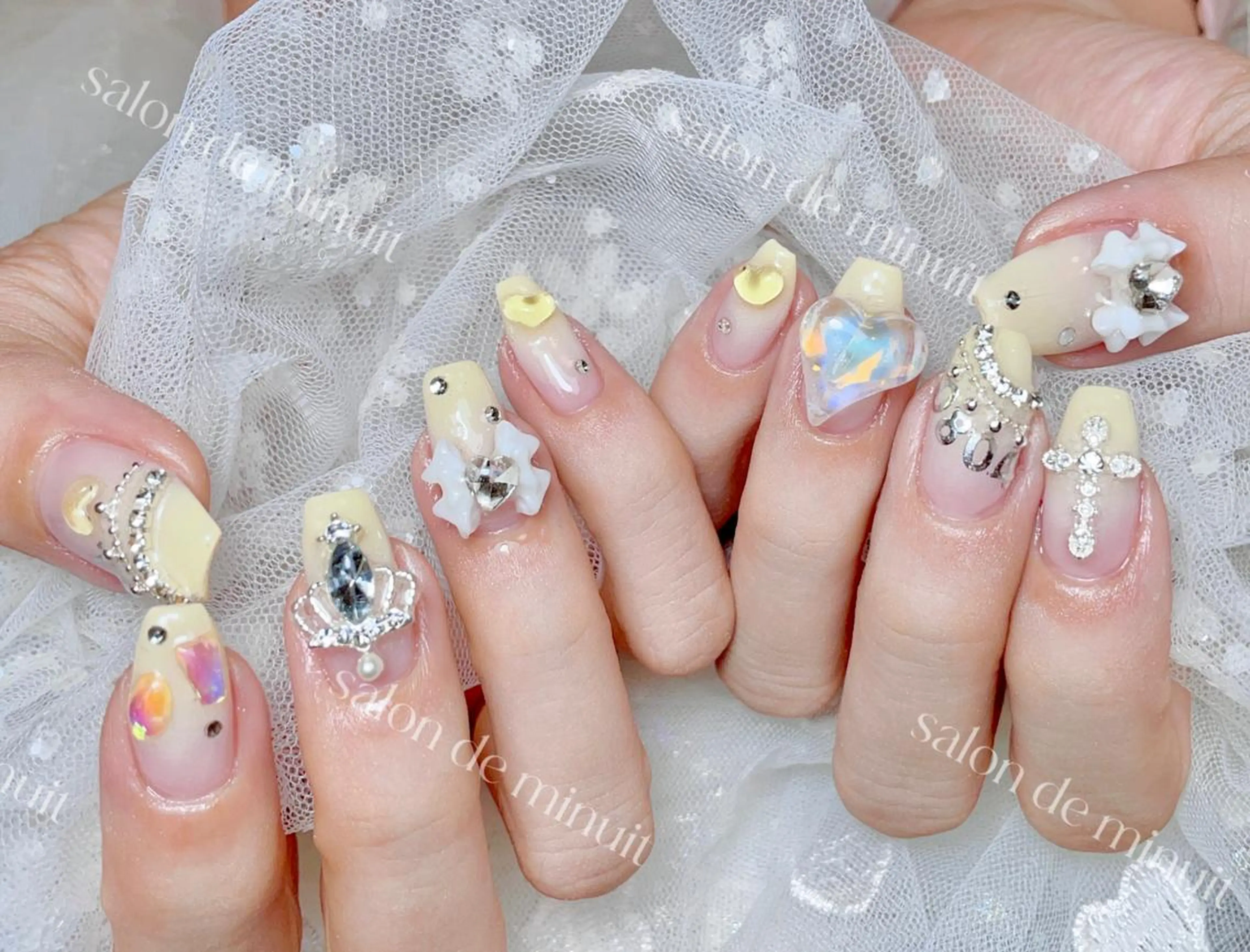 ネイル ハンドネイル ハンドケア Salon de Minuit🦩のネイルデザイン