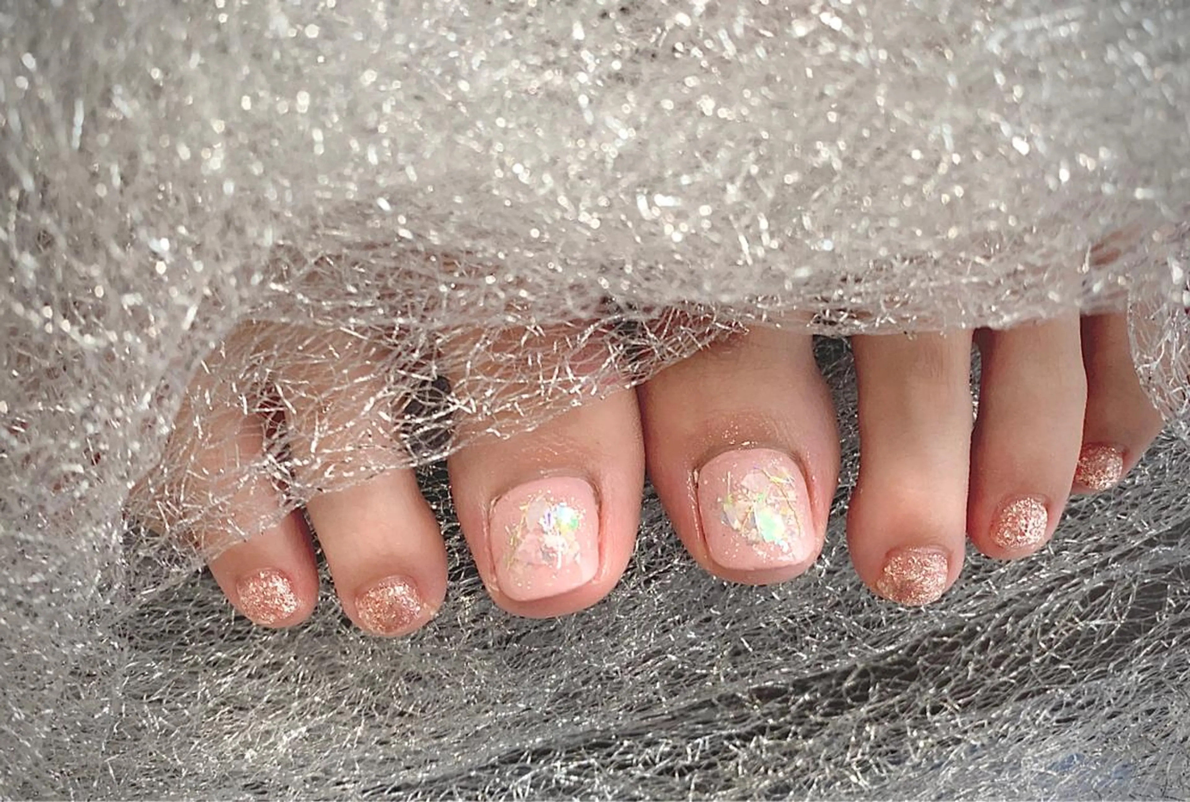 ネイル I-nailロング /ワンホン/キラキラのネイルデザイン