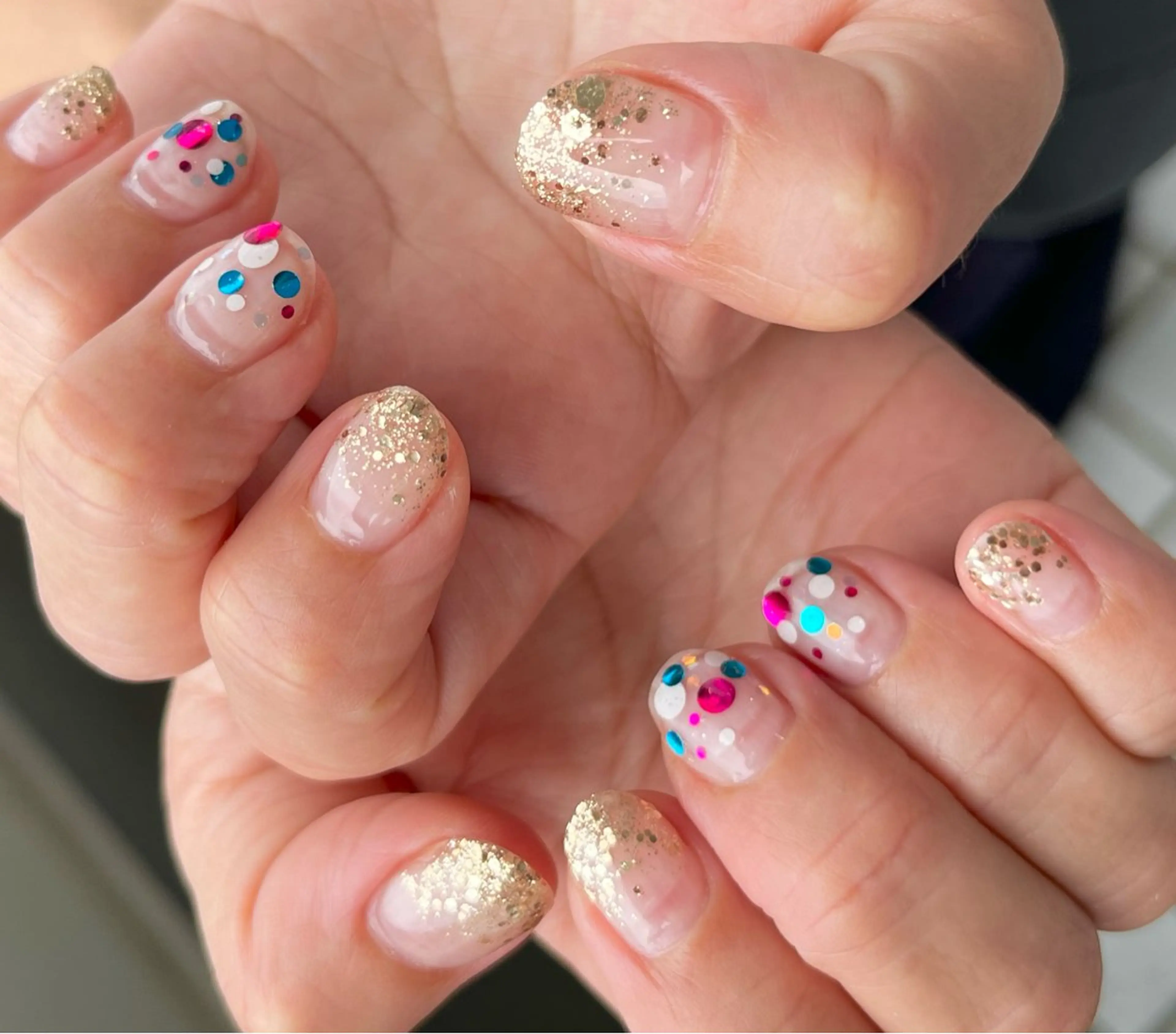 ネイル グラデーション ラメ(グリッター) ラメグラデーション Momonails Ayanoのネイルデザイン