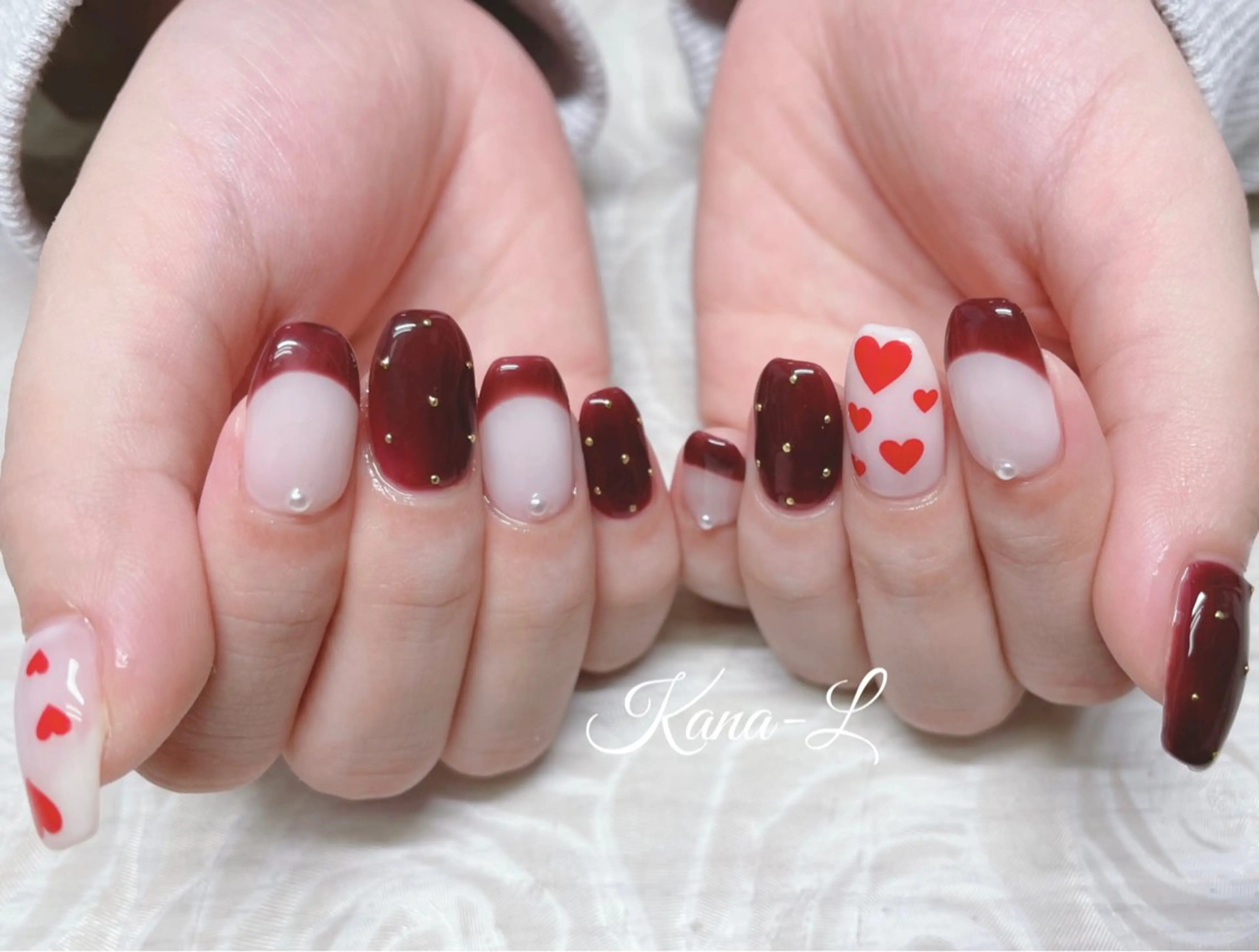 ネイル フレンチネイル ジェルネイル ハート パラジェル バレンタイン 芦辺 香奈のネイルデザイン