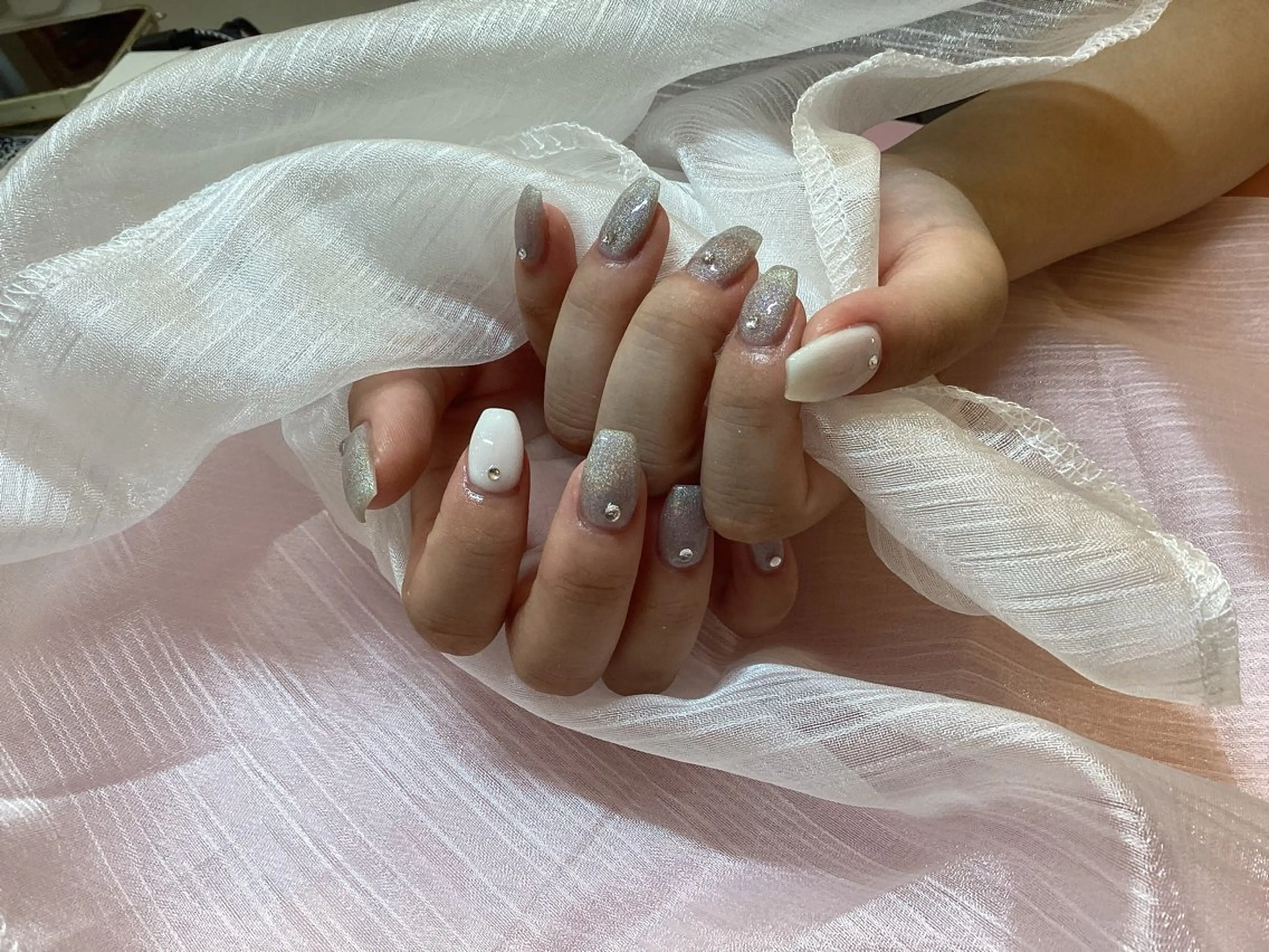 ネイル LEDアイラッシュ ∩_∩アオイのマツエク・マツパデザイン