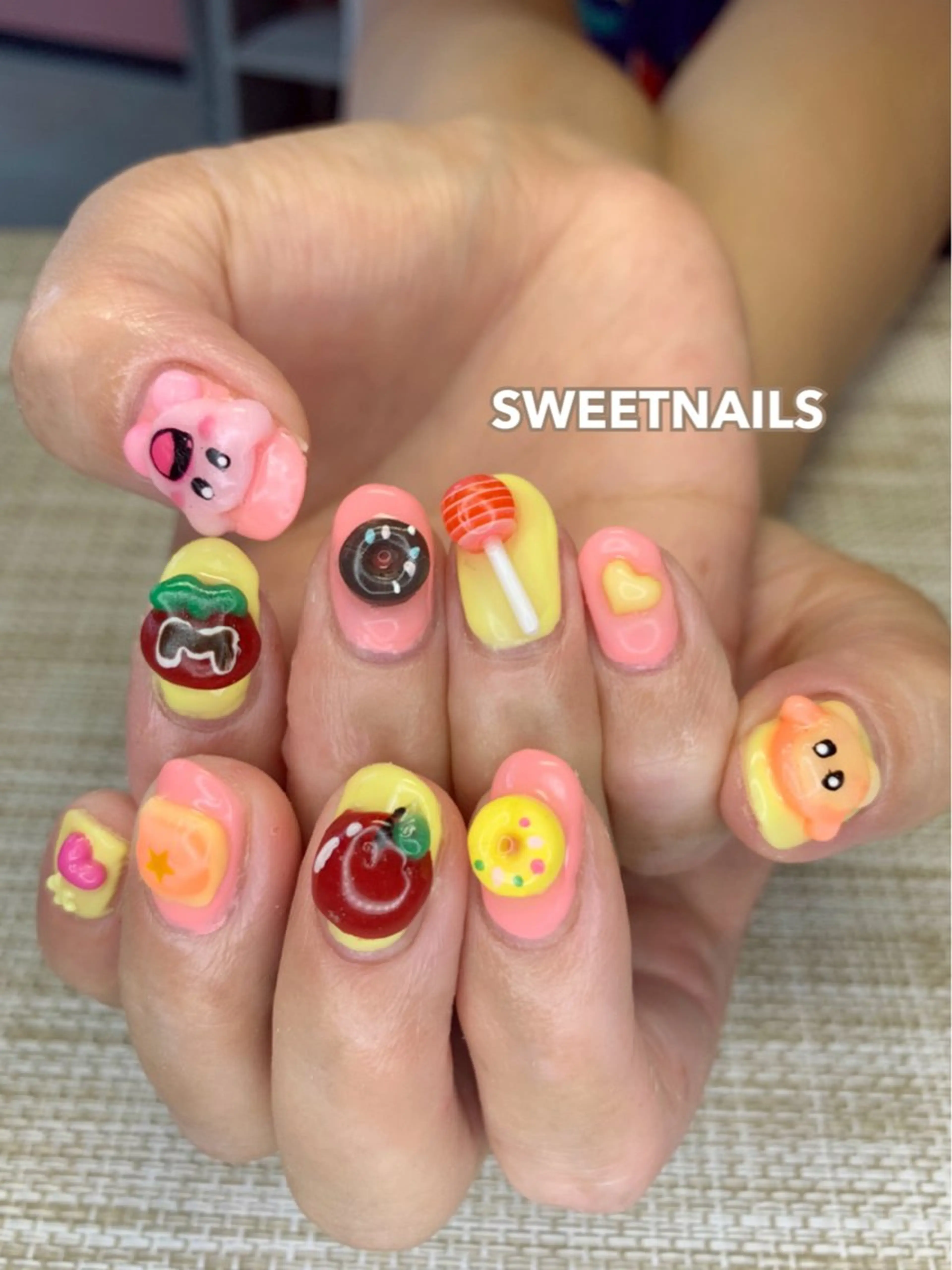 ネイル SWEET⭐️ NAILSのネイルデザイン