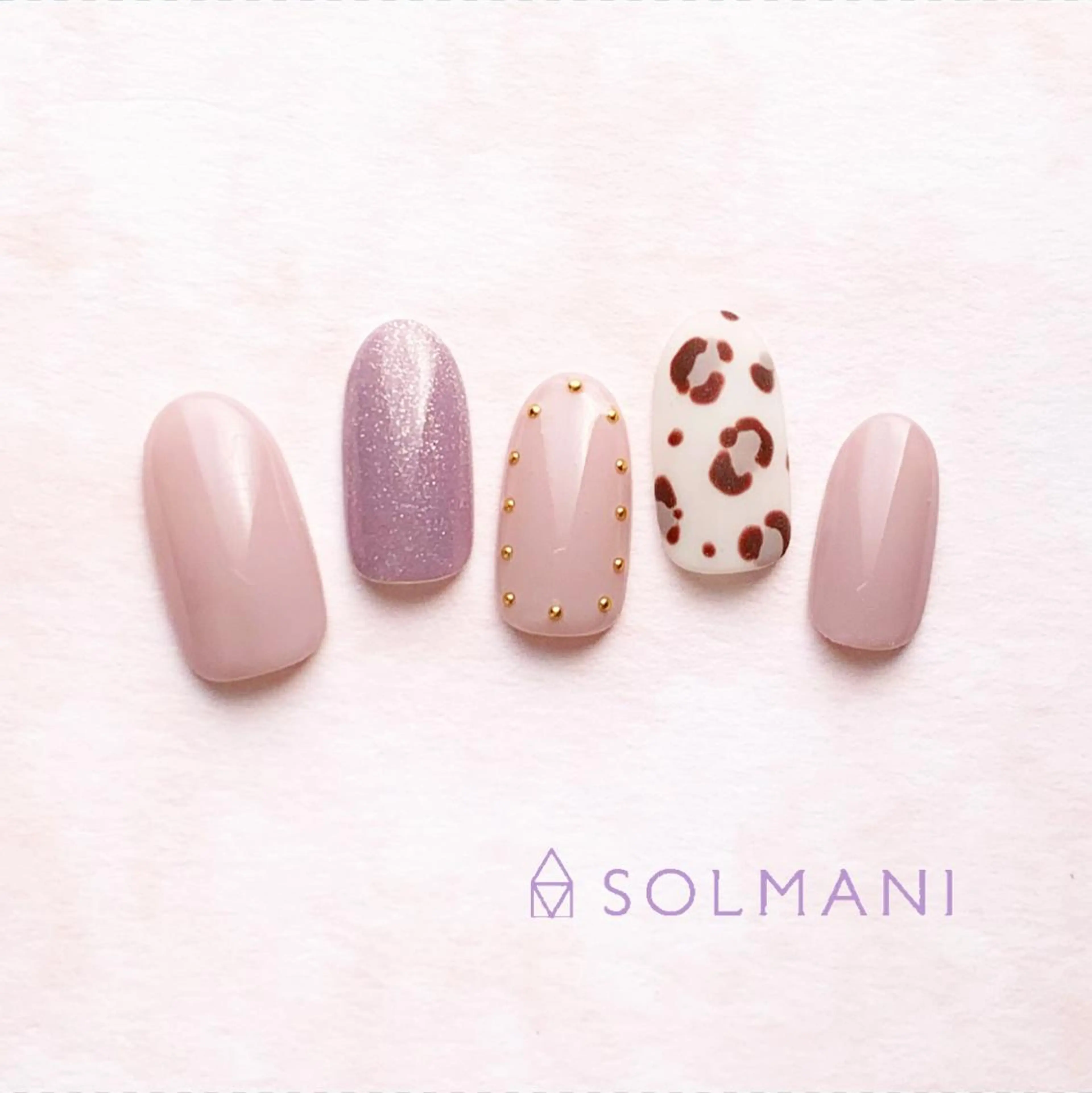 ネイル アニマル柄 シンプルネイル SOLMANI 予約担当のネイルデザイン