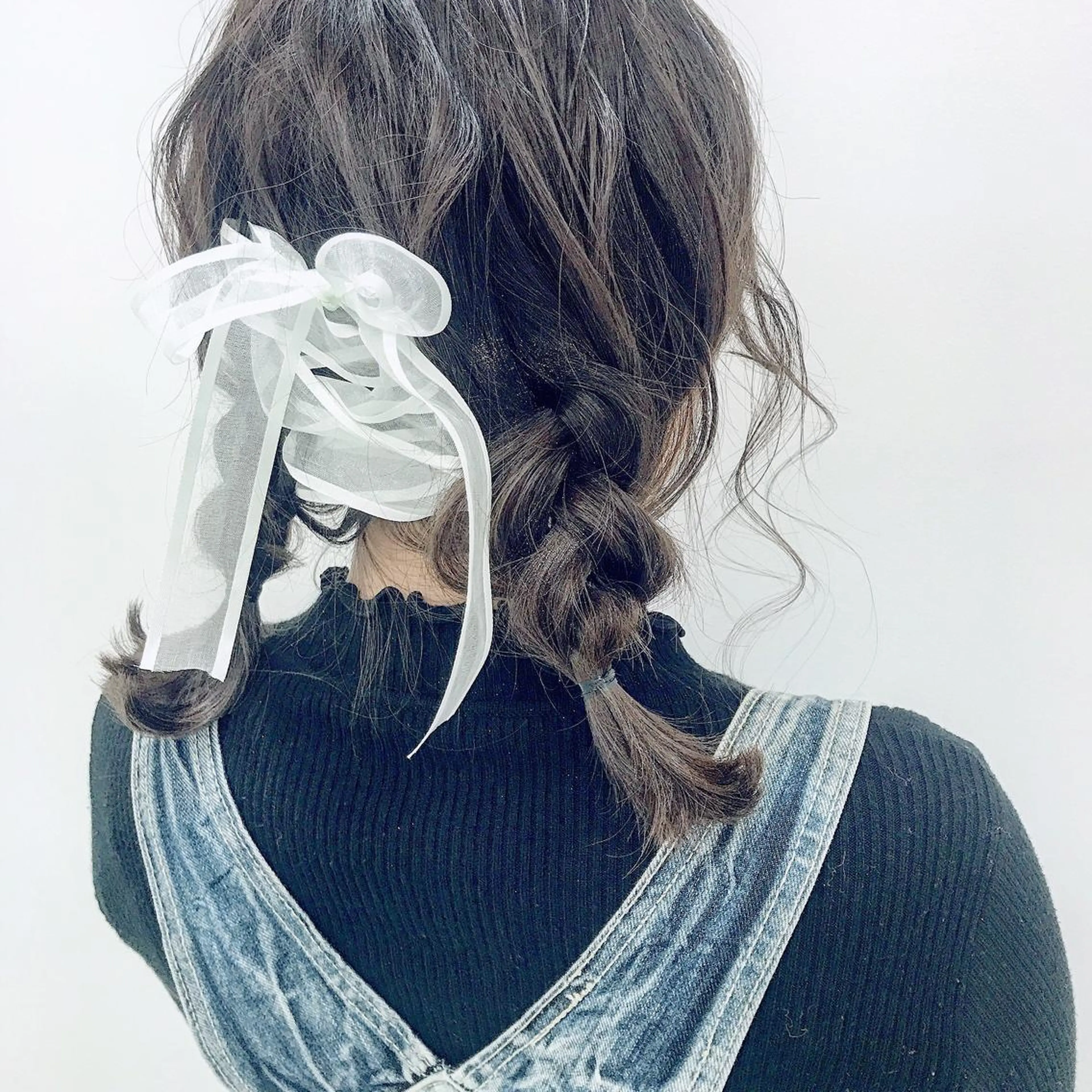 ミディアム 栗林 姫花のヘアスタイル