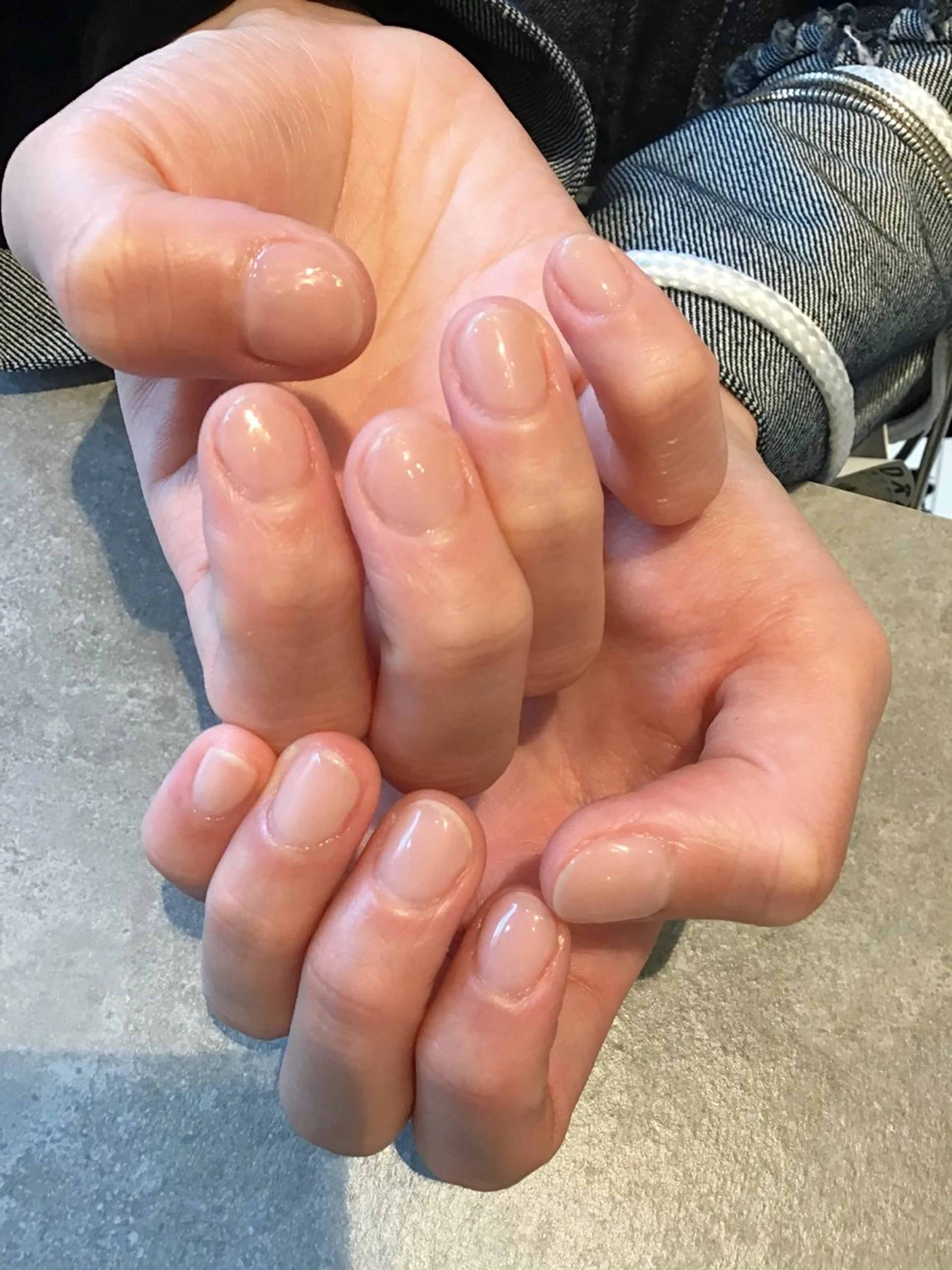 ネイル ワンカラーネイル Nest 岩崎のネイルデザイン