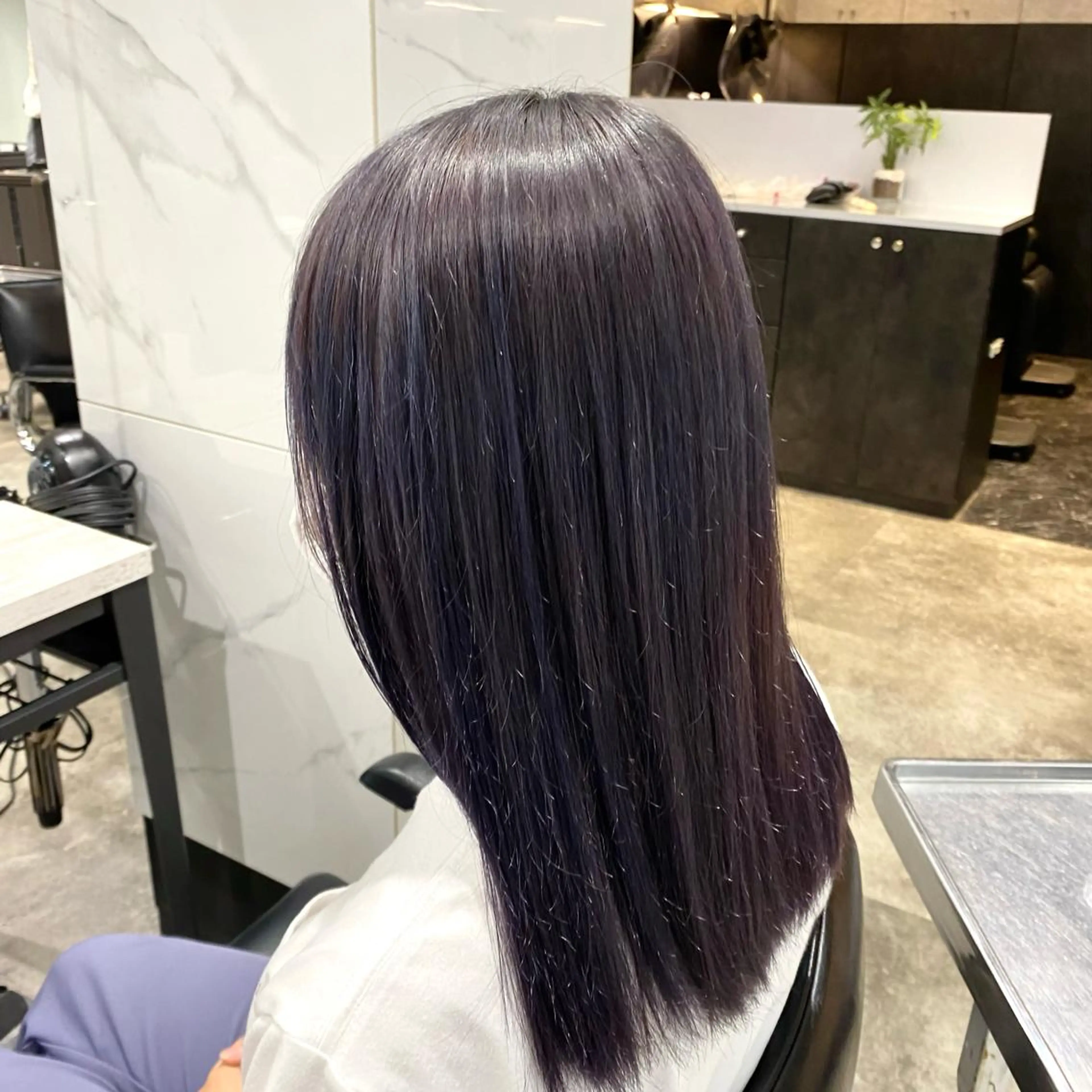 セミロング カラー ディープラベンダー グレージュ ラベンダーカラー ラベンダーグレージュ ラベンダーグレー 増子 祐太朗のヘアスタイル