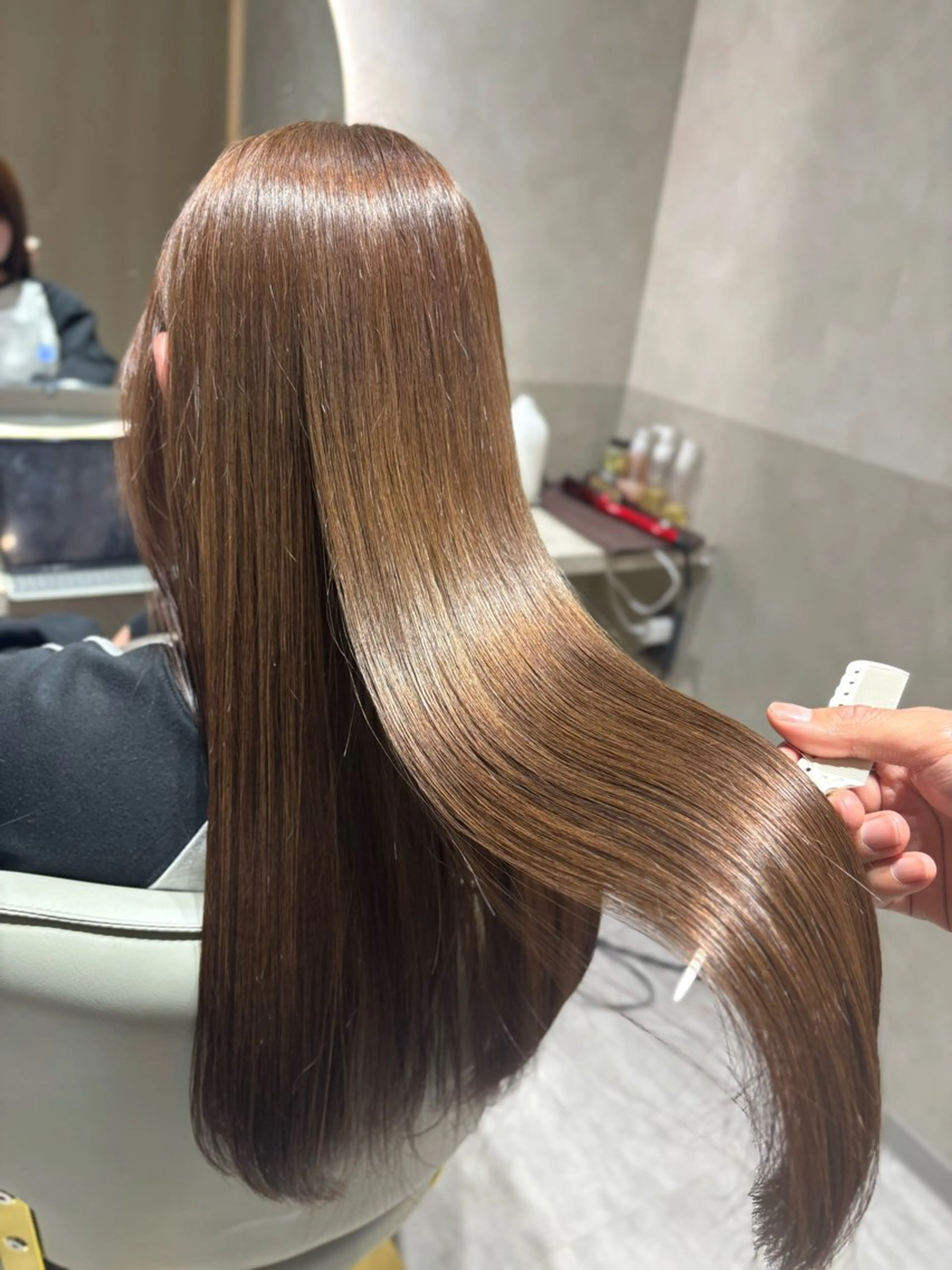 【高発色カラー剤使用🎨】フルカラー＋髪質改善プレミアムTRの写真