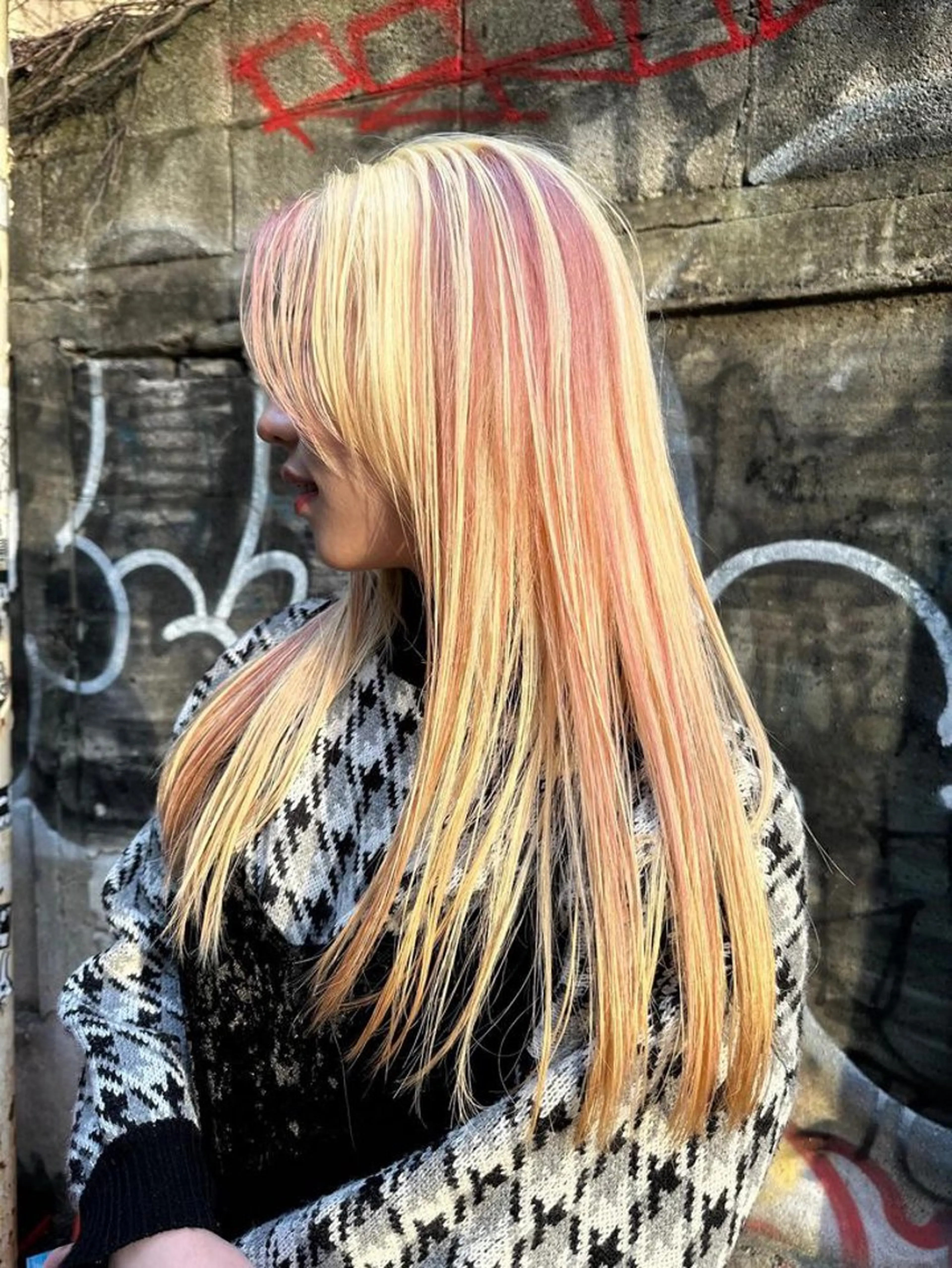 ✴︎ブリーチx2+カラー+3stepトリートメント✴︎の写真