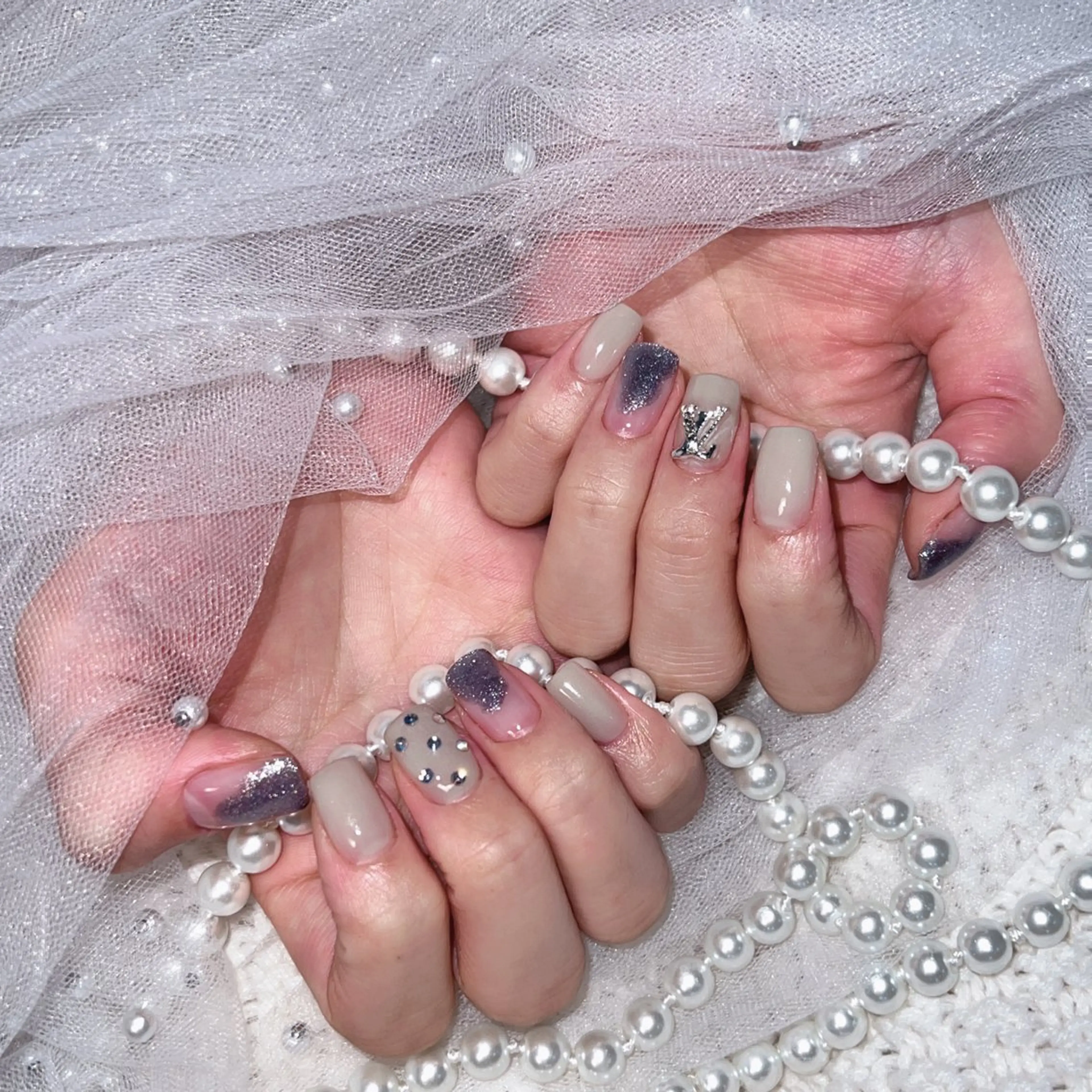 ネイル アートネイル フラッシュネイル フレンチネイル ジェルネイル ガラスフレンチ ハンドネイル You&Me Yukiのネイルデザイン