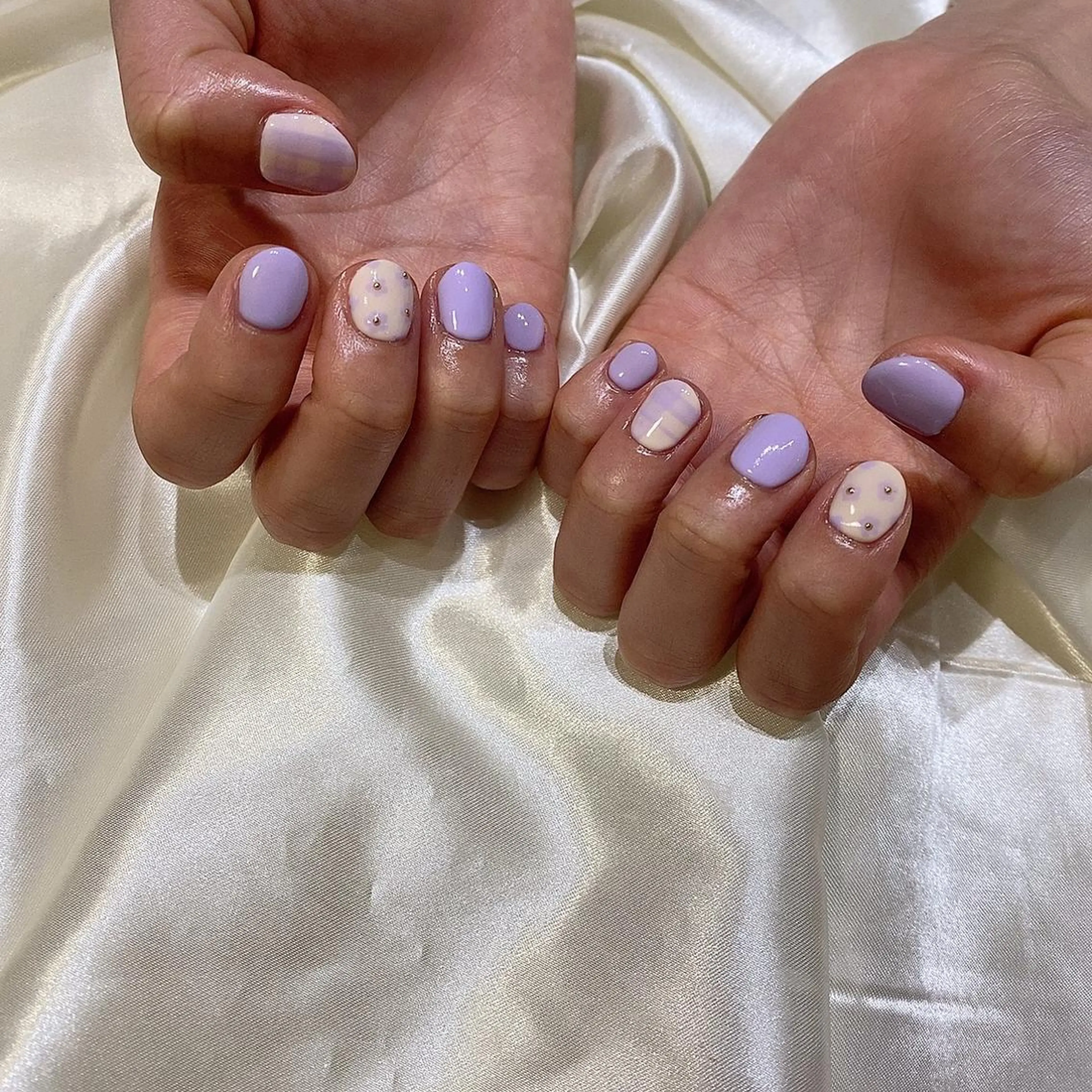 ネイル ハンドネイル 西岡 杏のネイルデザイン