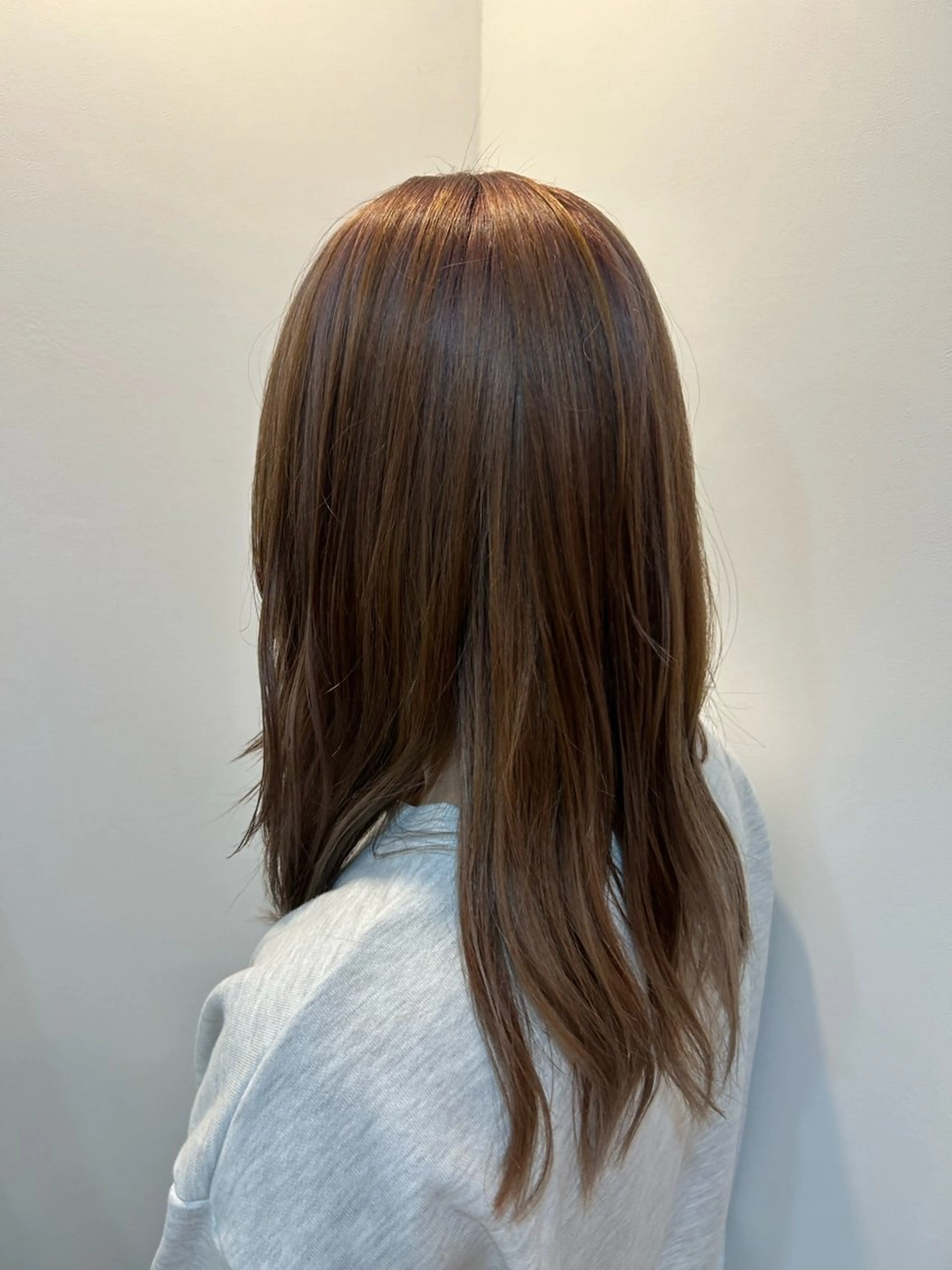 セミロング ヘアカラー トリートメント Joyeux hair design【ジョワイユヘアーデザイン】所属・盛本 彩乃のヘアスタイル