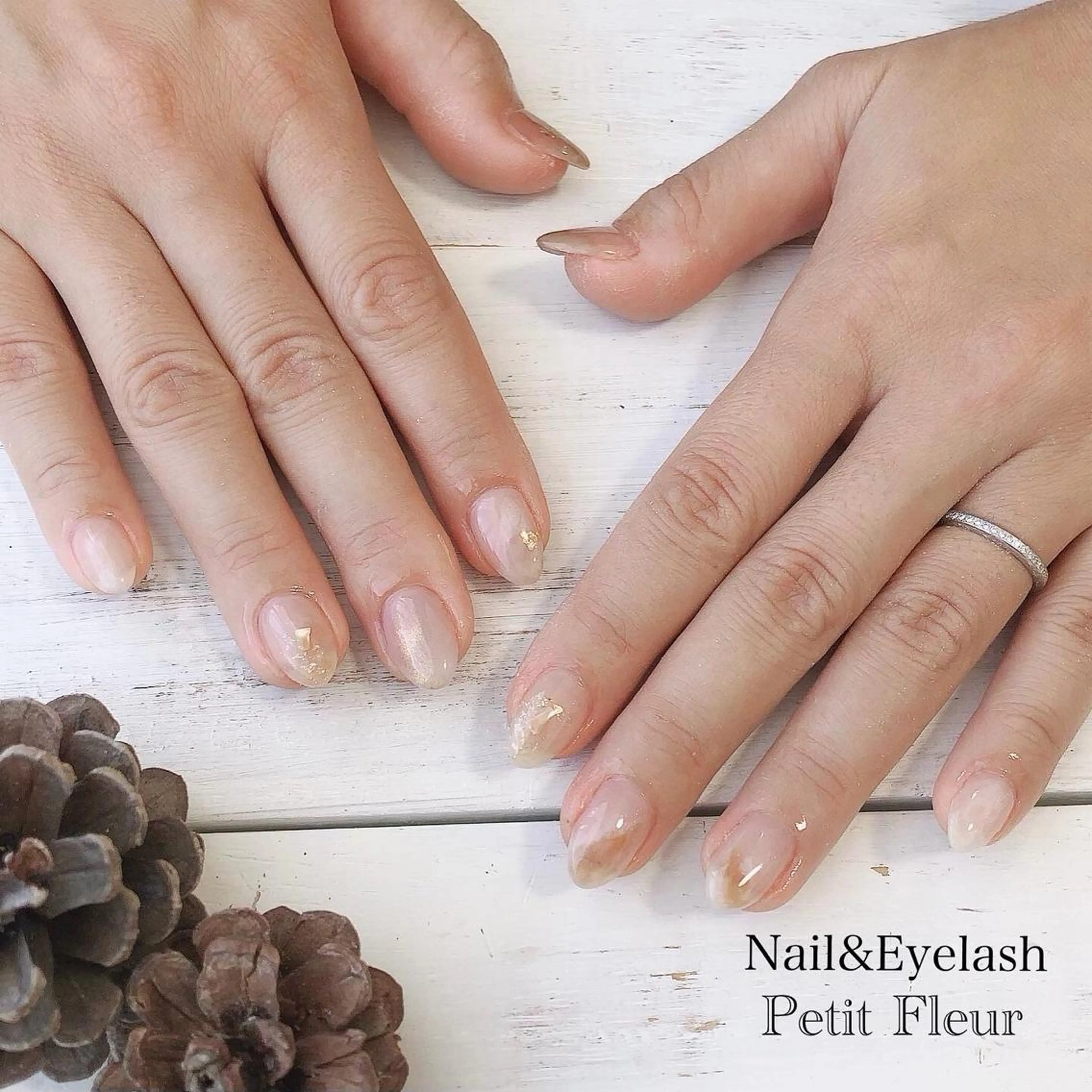 ネイル ニュアンスネイル Petit Fleur所属・青柳 亜梨奈のマツエク・マツパデザイン