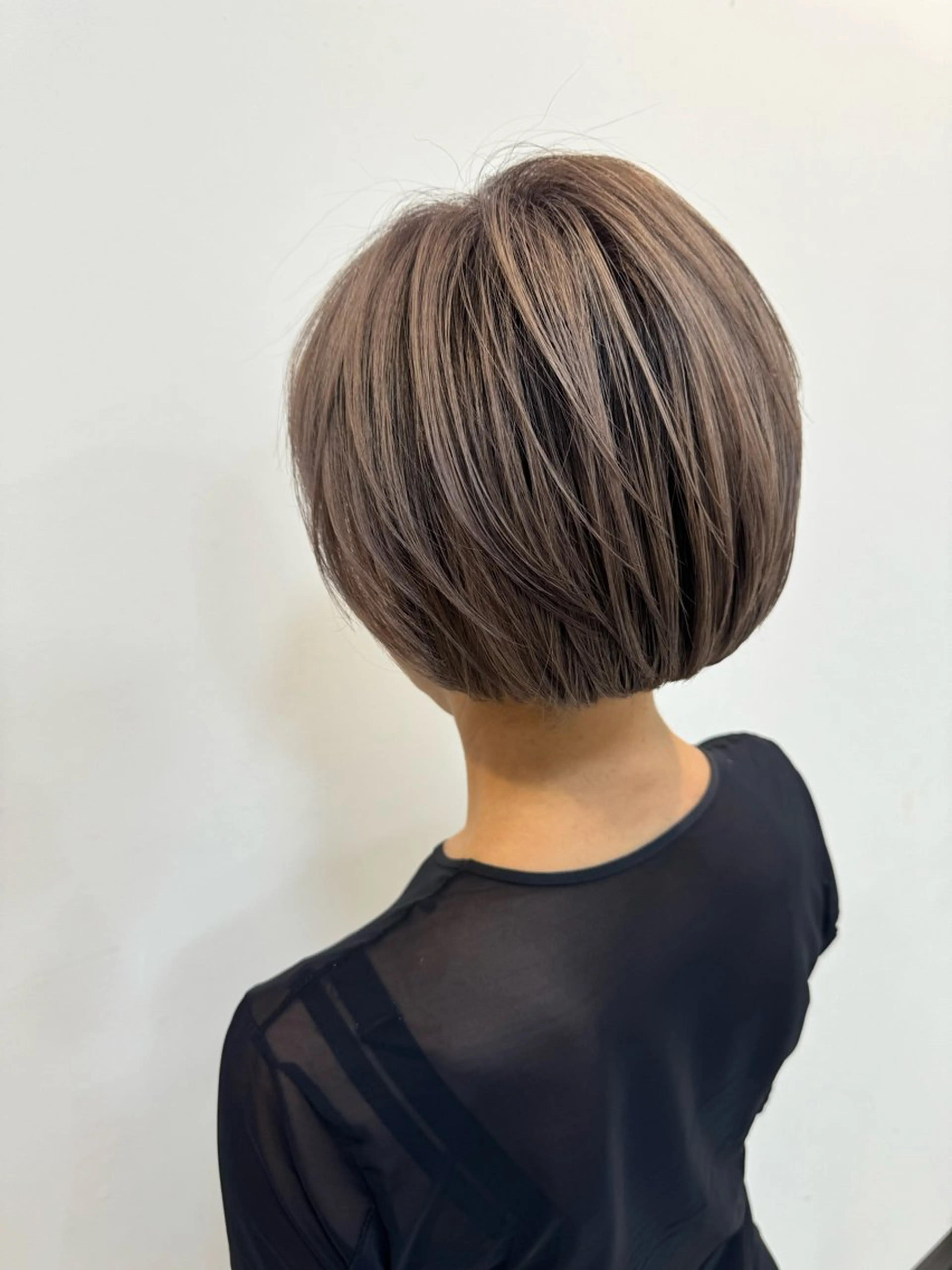 カラー ボブ ボブ/ハイトーン あべまさきのヘアスタイル