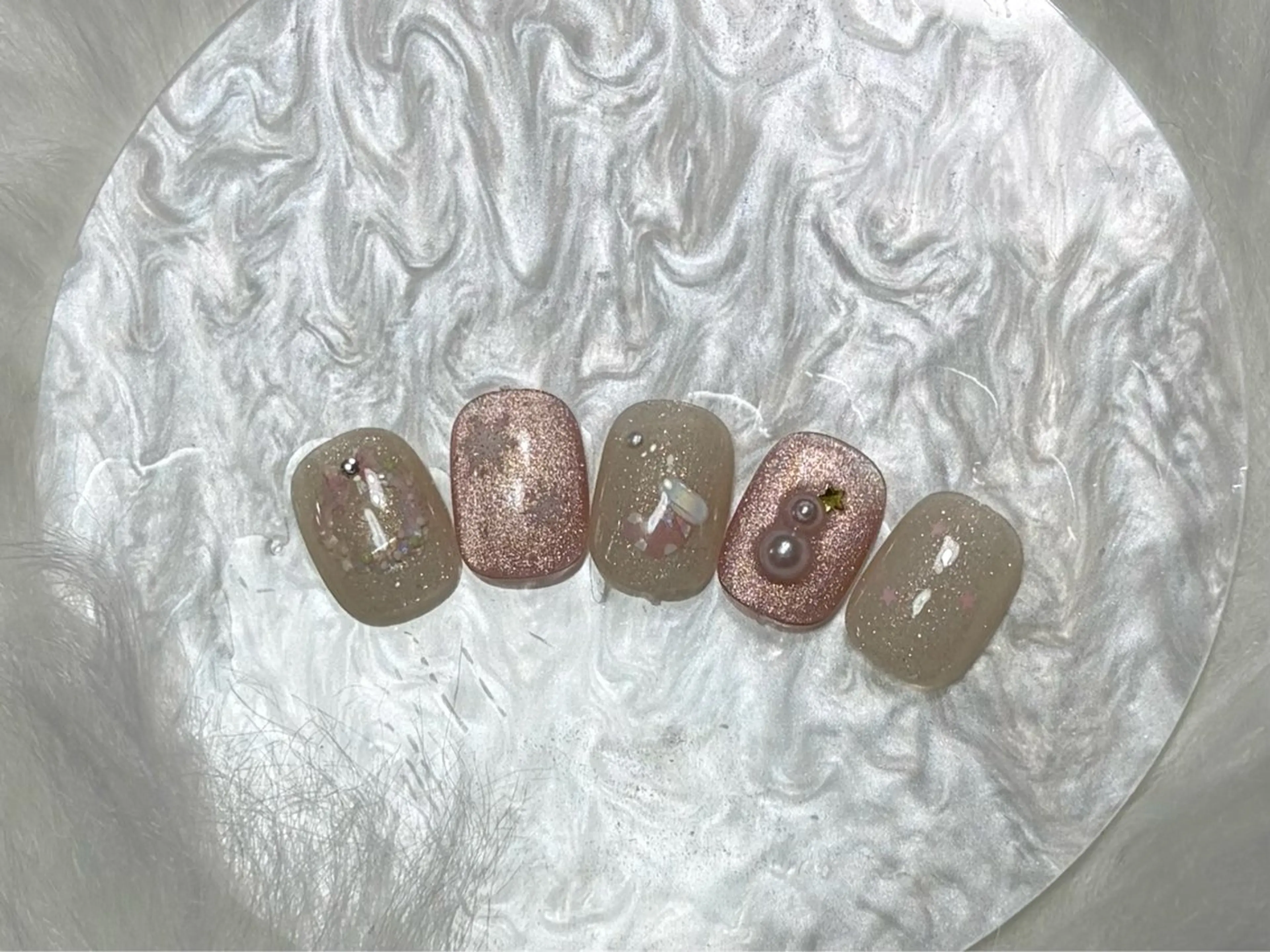 ネイル ハンドネイル ハンドケア アントレイ ネイル所属・entree アントレイ ネイルのネイルデザイン