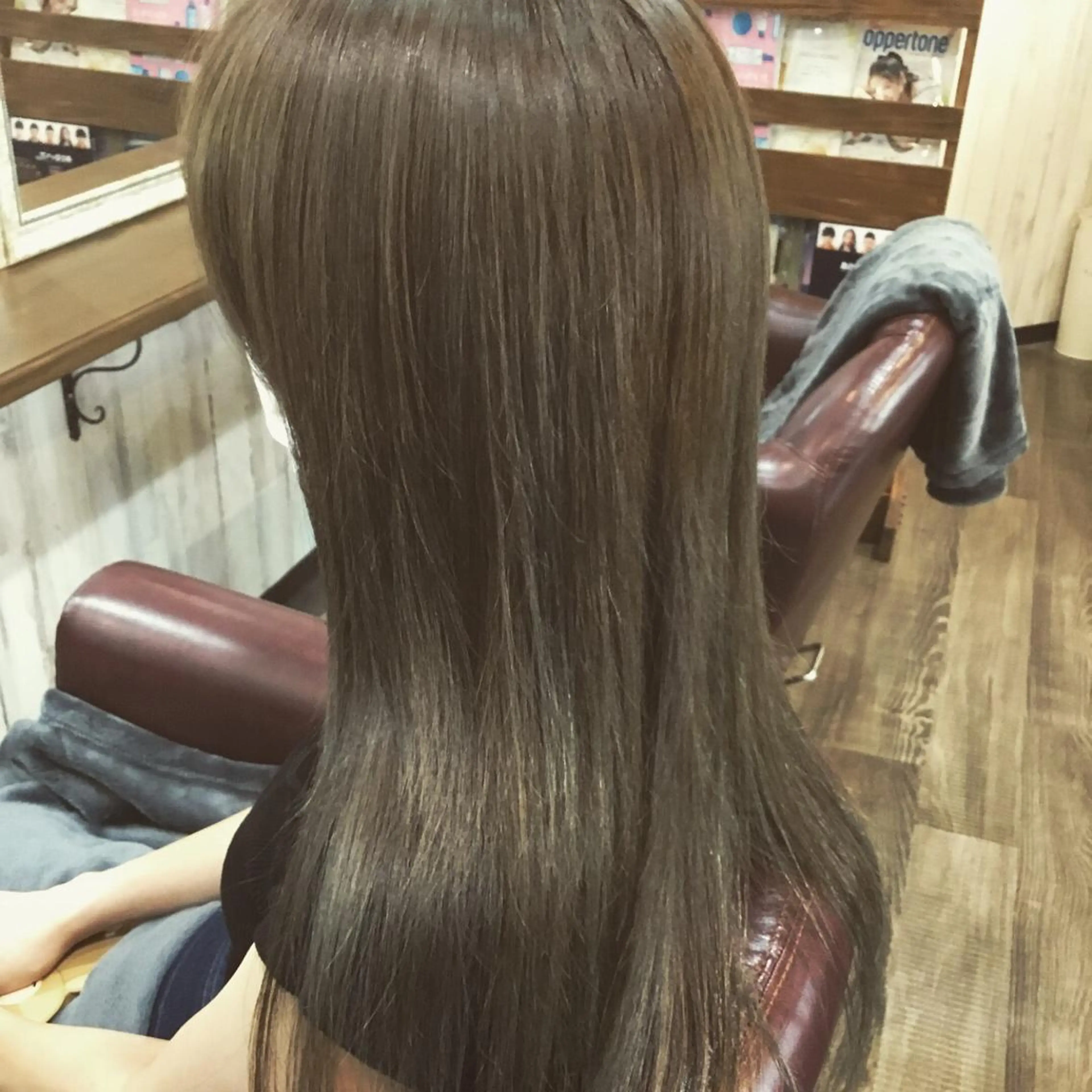 ロング カラー パーマ embrace エンブレイスのヘアスタイル