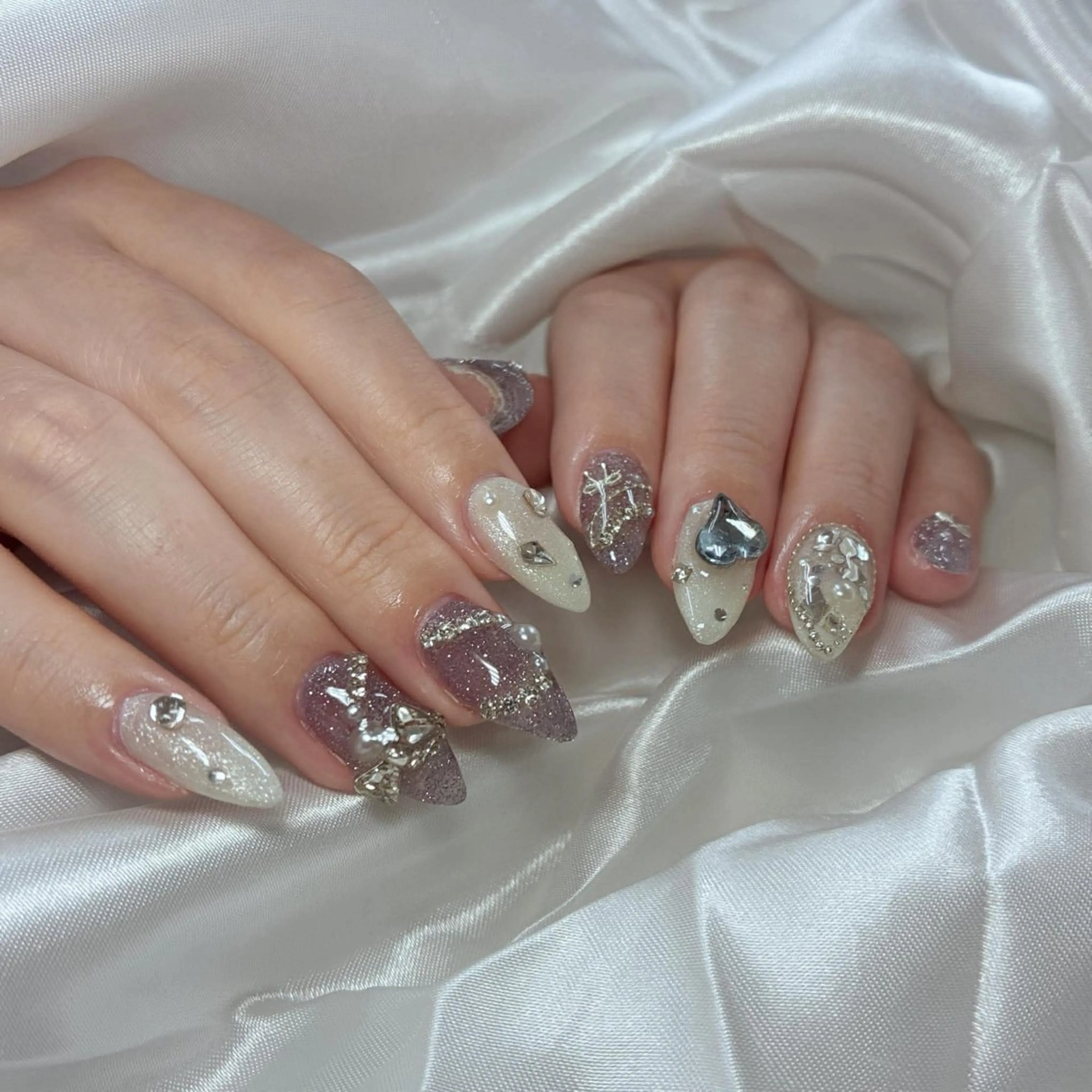 ネイル 桜ネイル フレンチネイル グラデーション 韓国ネイル マグネットネイル ハンドネイル Squeen Nailのネイルデザイン