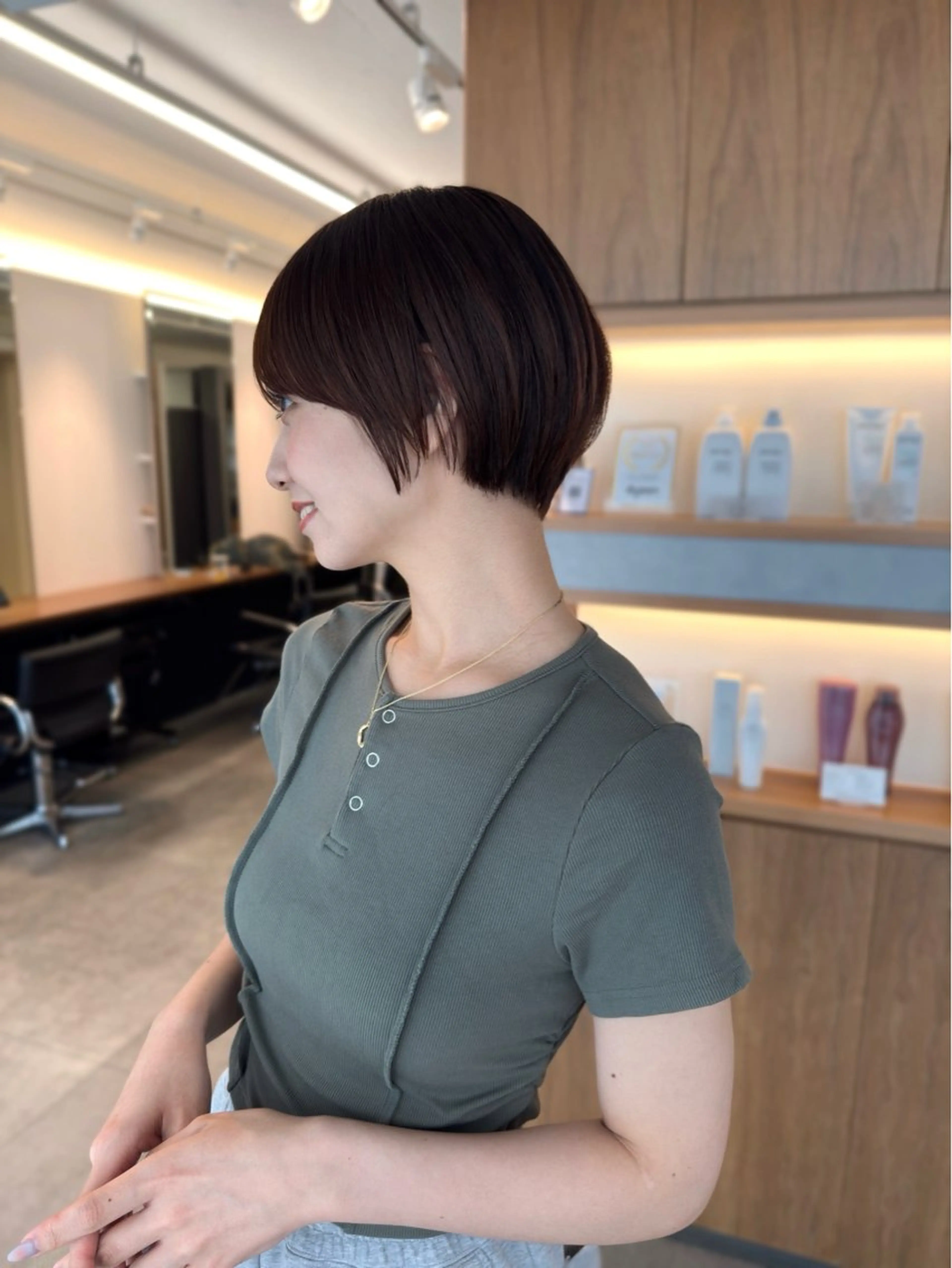 ショート Abbey ４のヘアスタイル