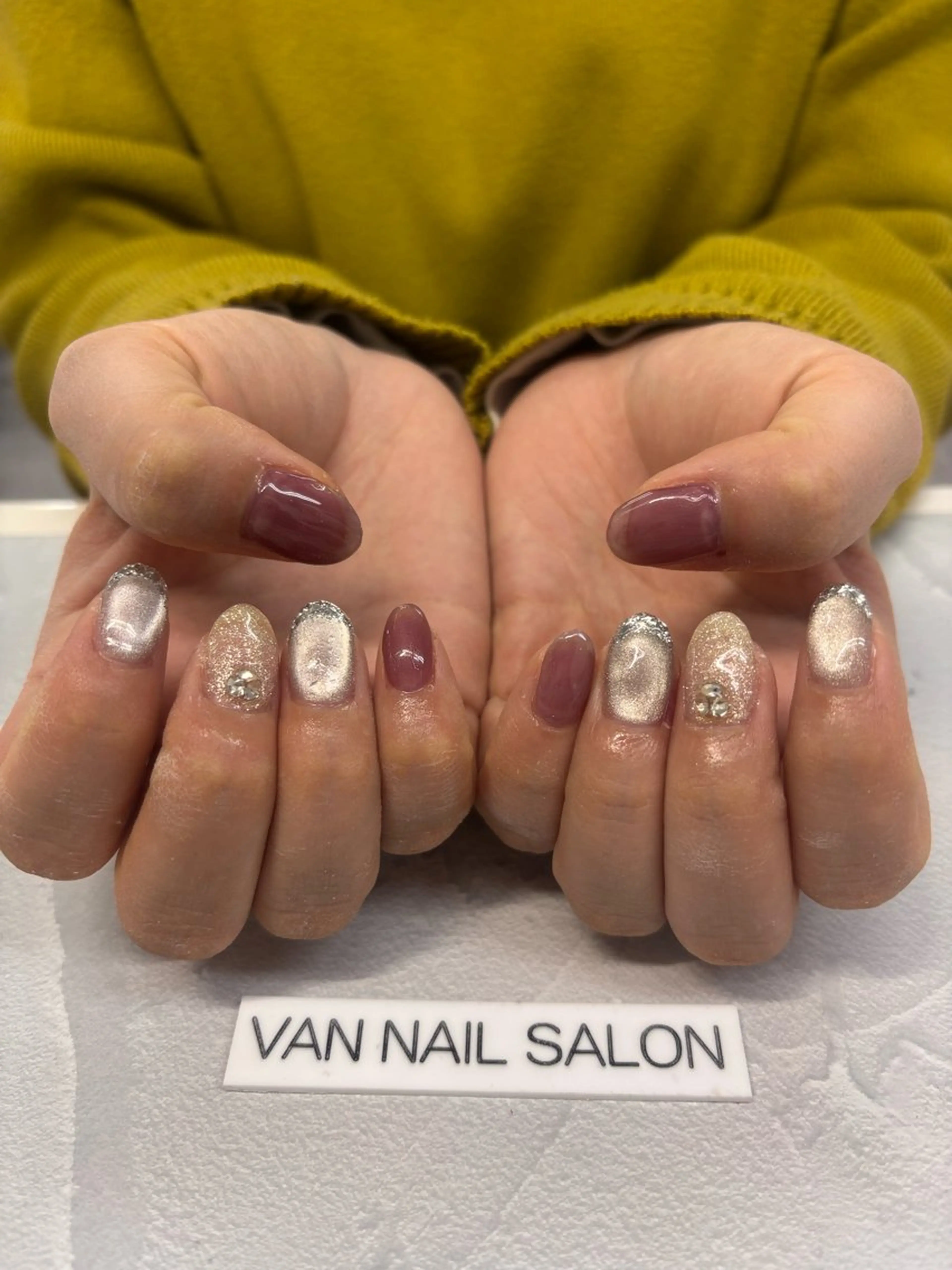 ネイル VANNAILSALON 海老名店所属・VANNAIL 海老名店のネイルデザイン