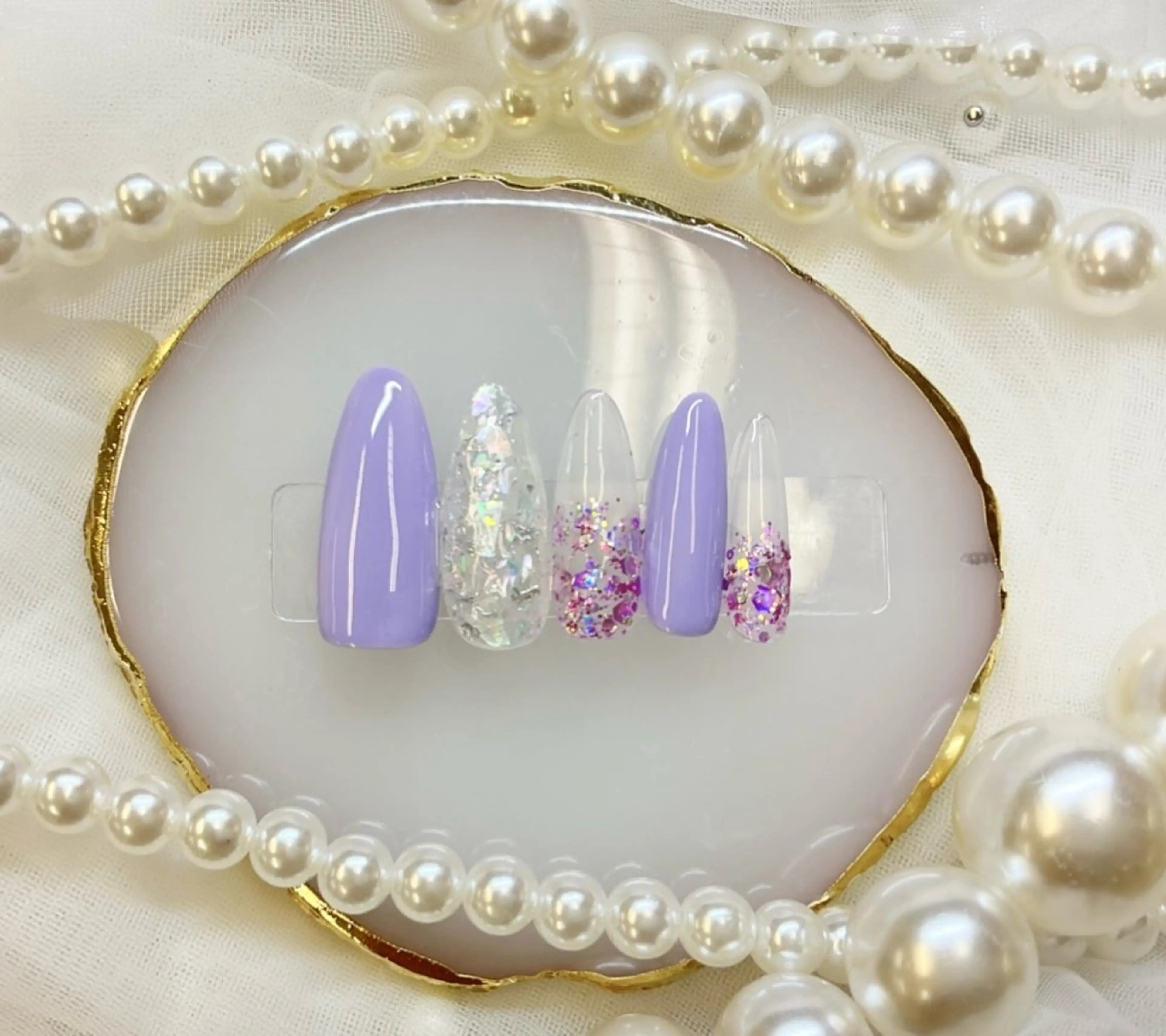 ネイル フレンチネイル ジェルネイル ガラスフレンチ マグネットネイル オフィスネイル クイーンズネイル銀座所属・Queeens nailのネイルデザイン