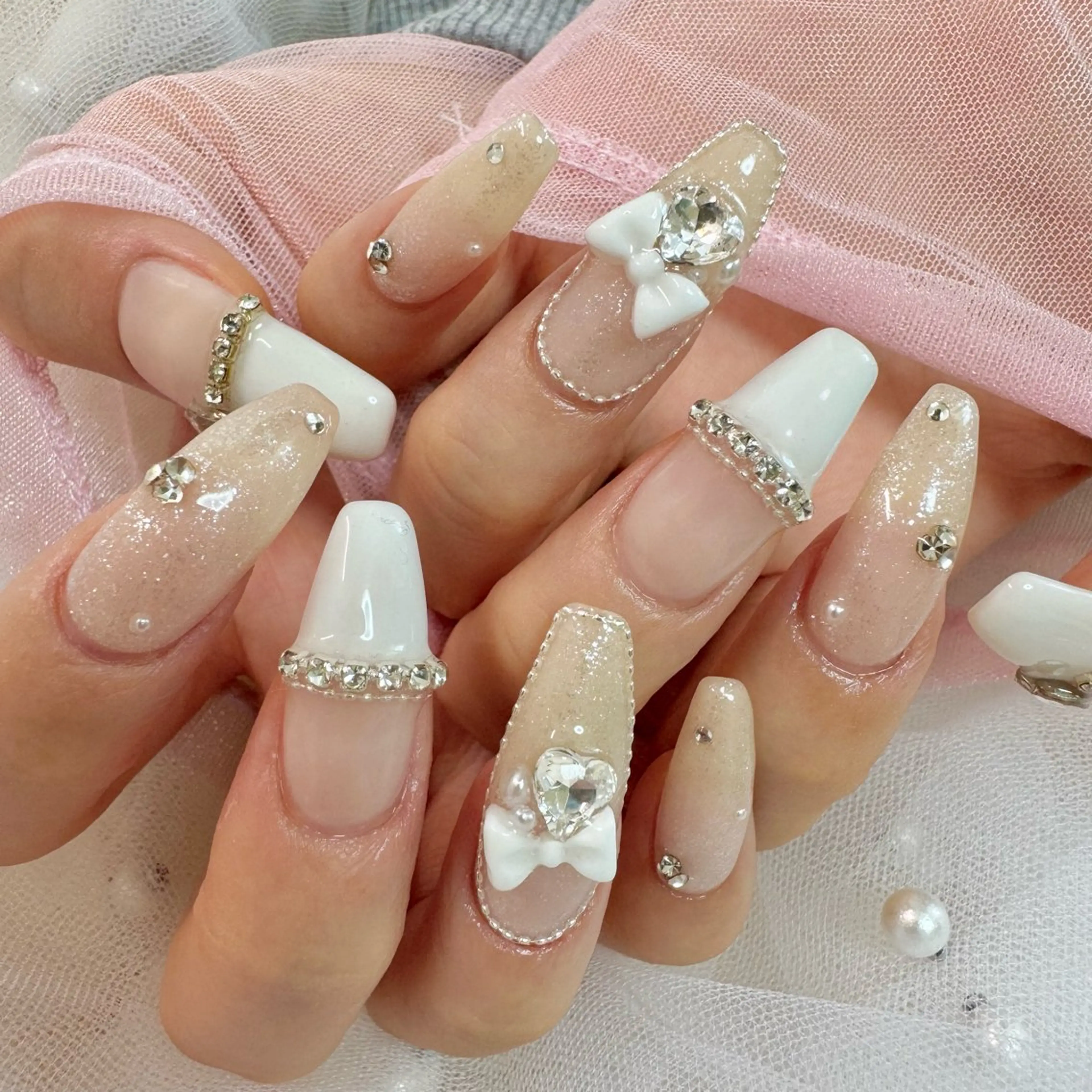 ネイル ワンホンネイル ハンドネイル nail salon e'mu💐のネイルデザイン
