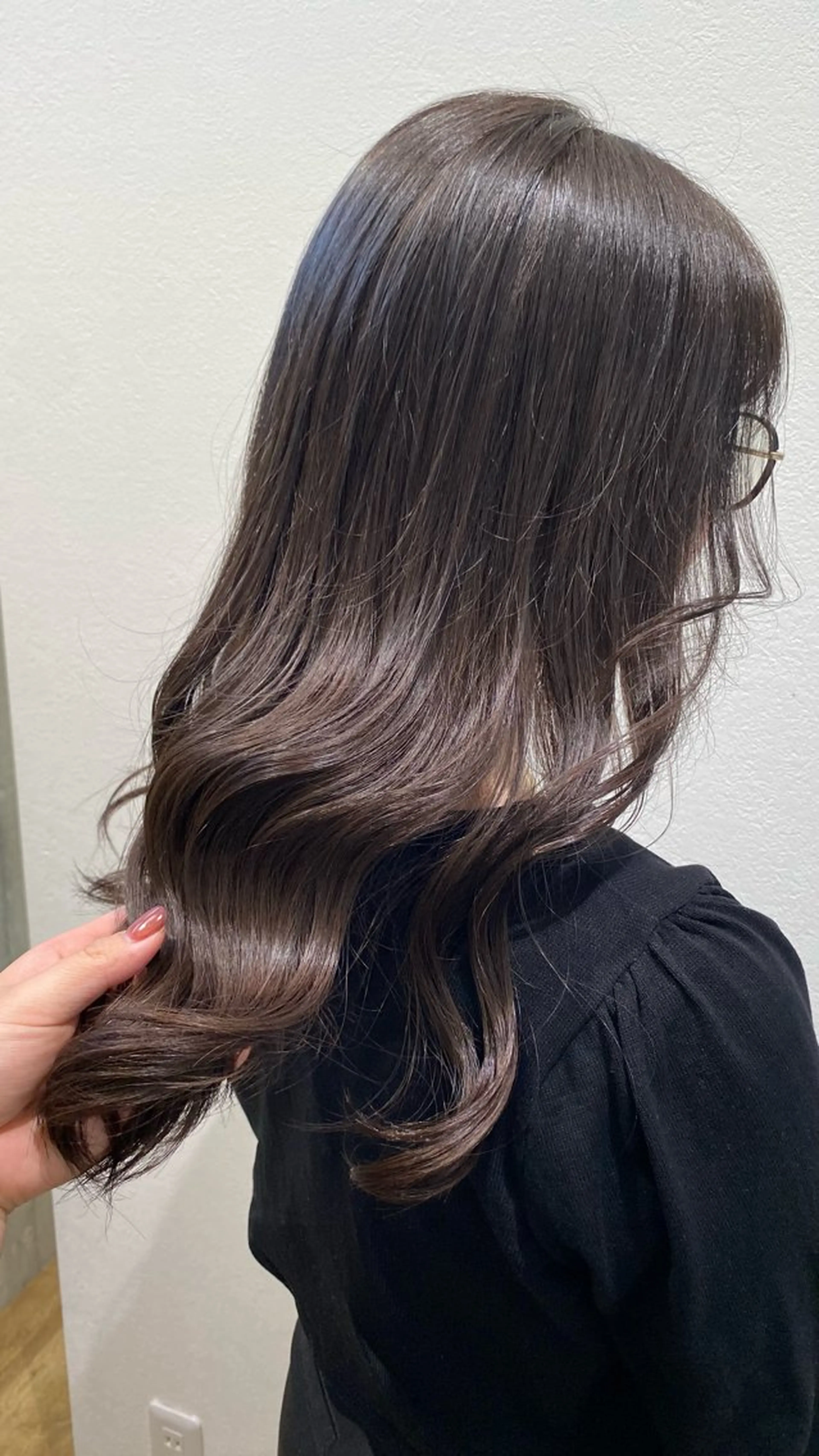 ロング カラー 藤野 凪沙のヘアスタイル