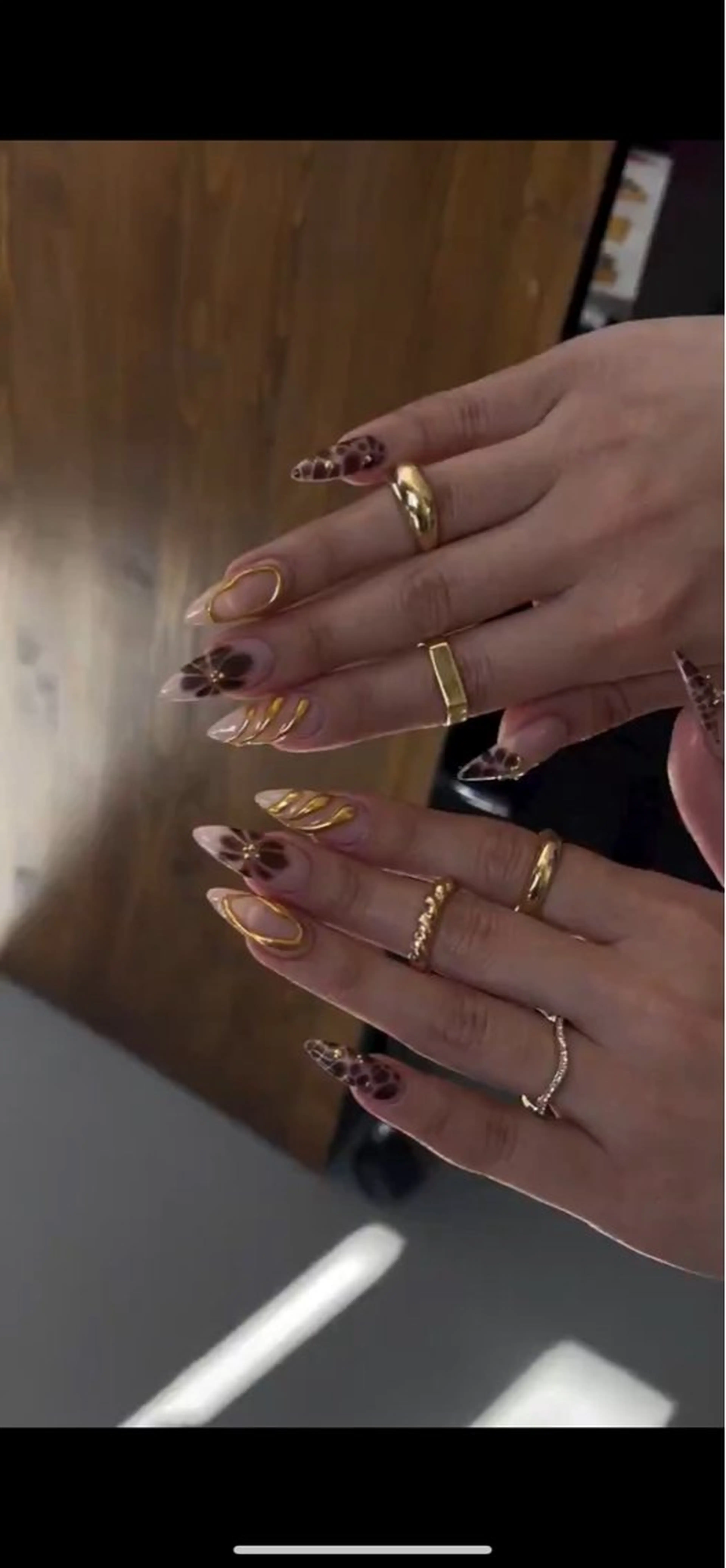 ネイル アートネイル ミラーネイル ハンドネイル Ubuntu🎀 ネイルサロン✨のネイルデザイン